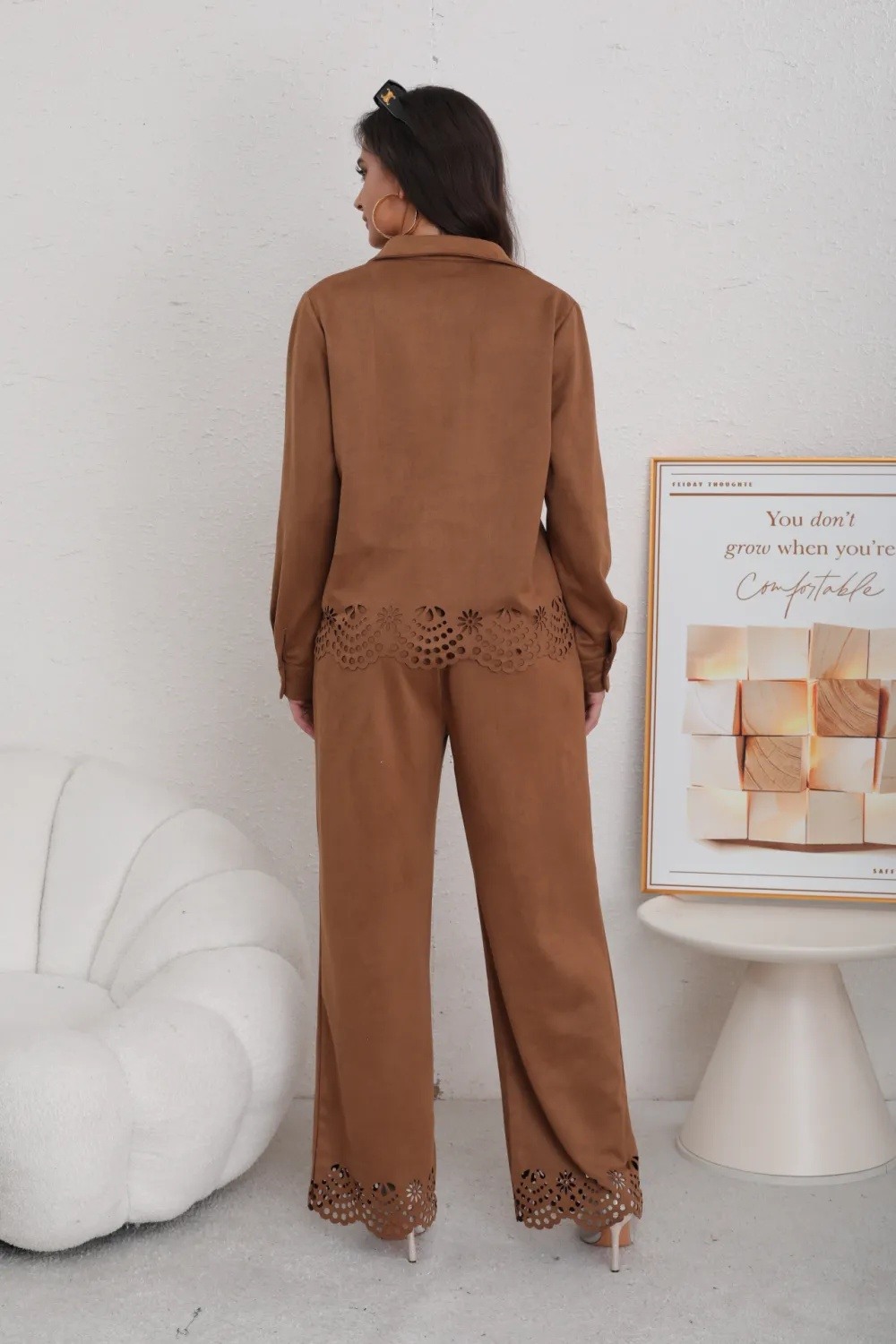 Ensemble Chemise et Pantalon Daim ajouré - Image 13