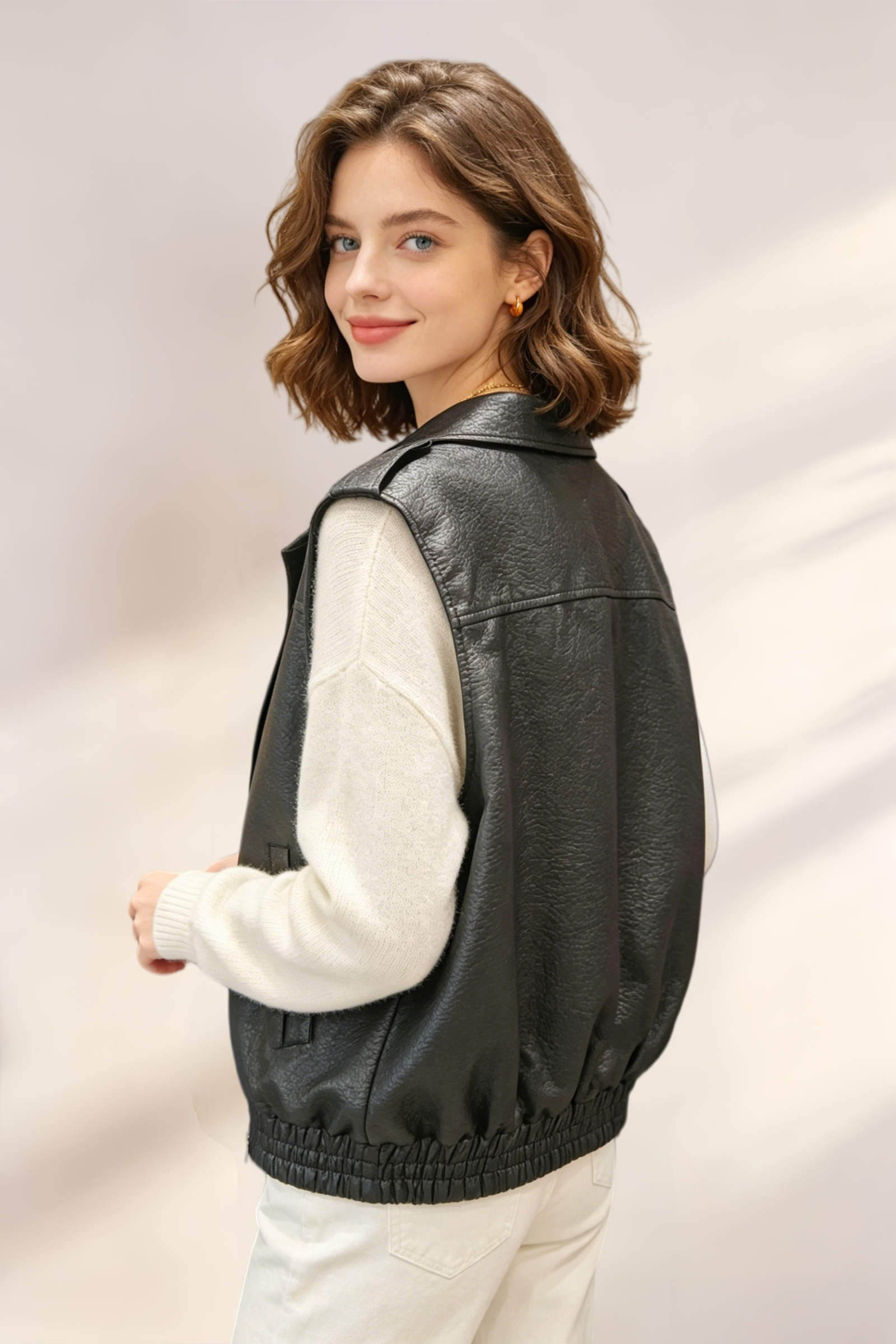 Gilet senza maniche in similpelle - Image 7