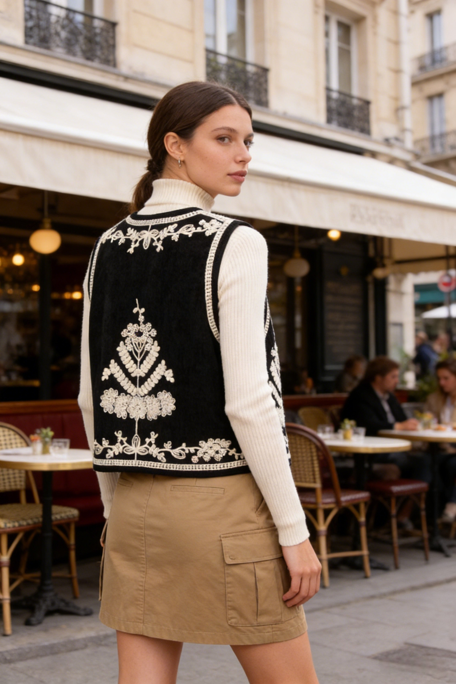 GILET EN VELOURS BRODÉ - Image 5
