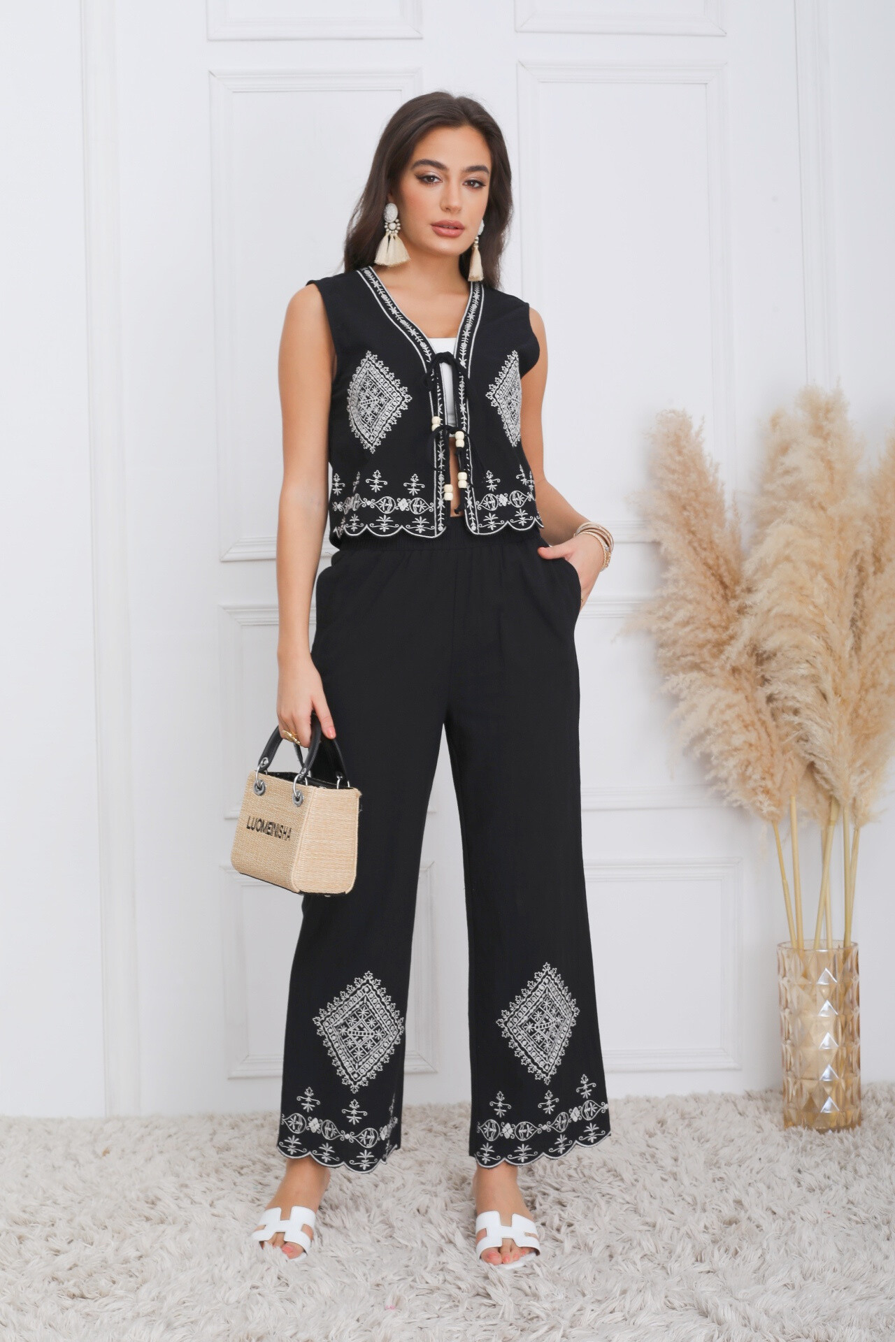 Wholesaler Melya Melody - Embroidered vest