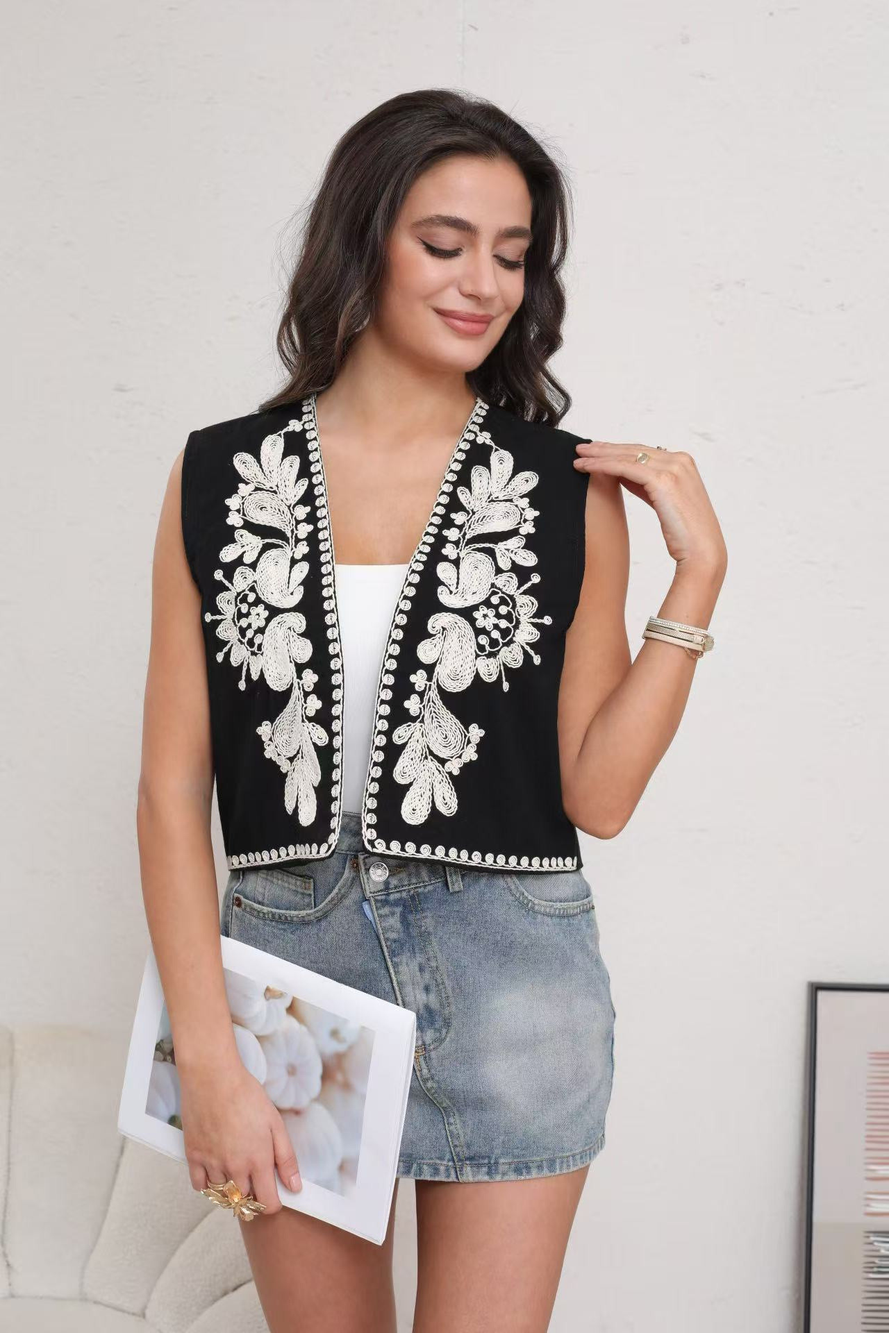 Gilet brodé - Image 4