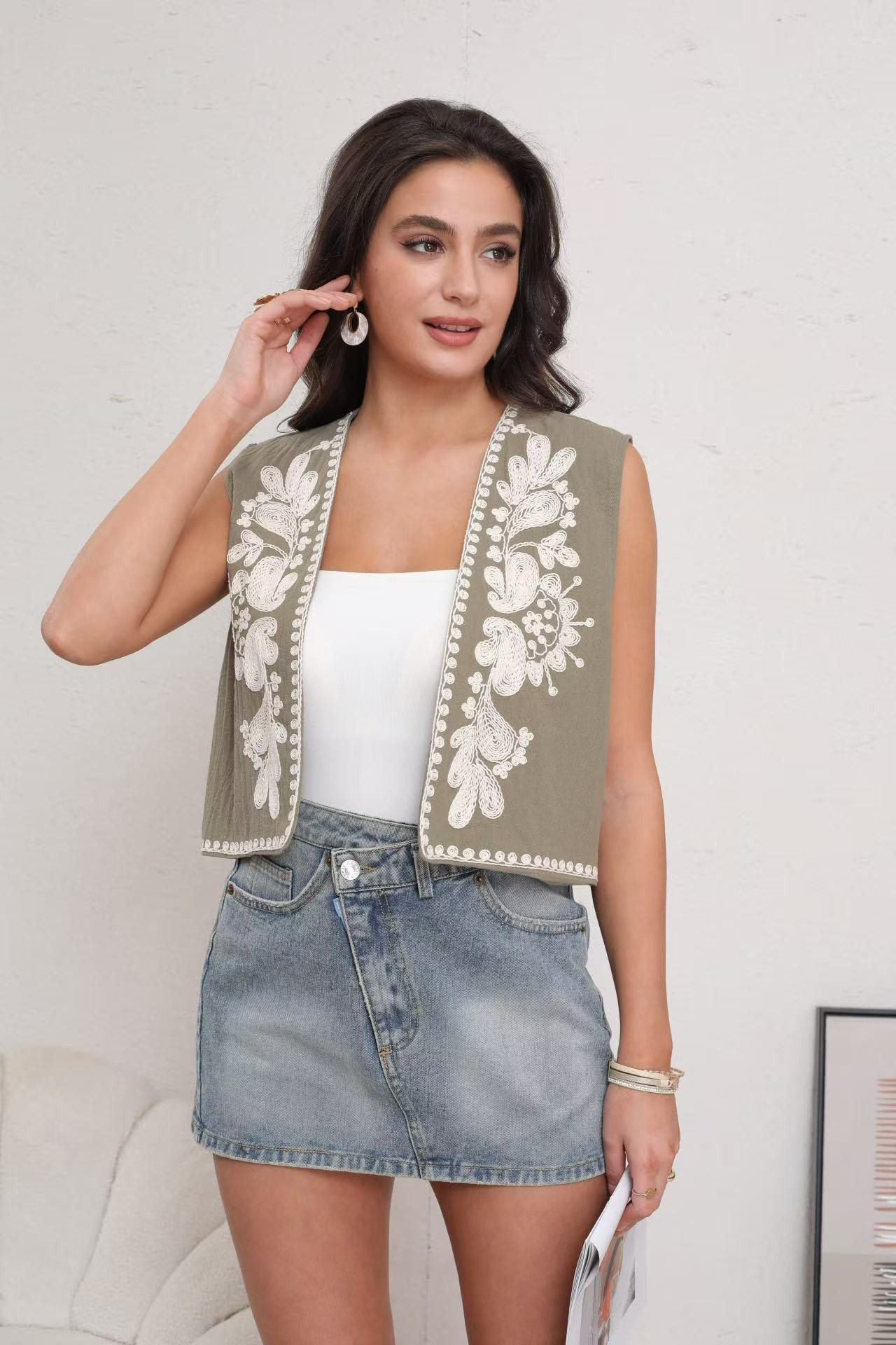 Gilet brodé - Image 5