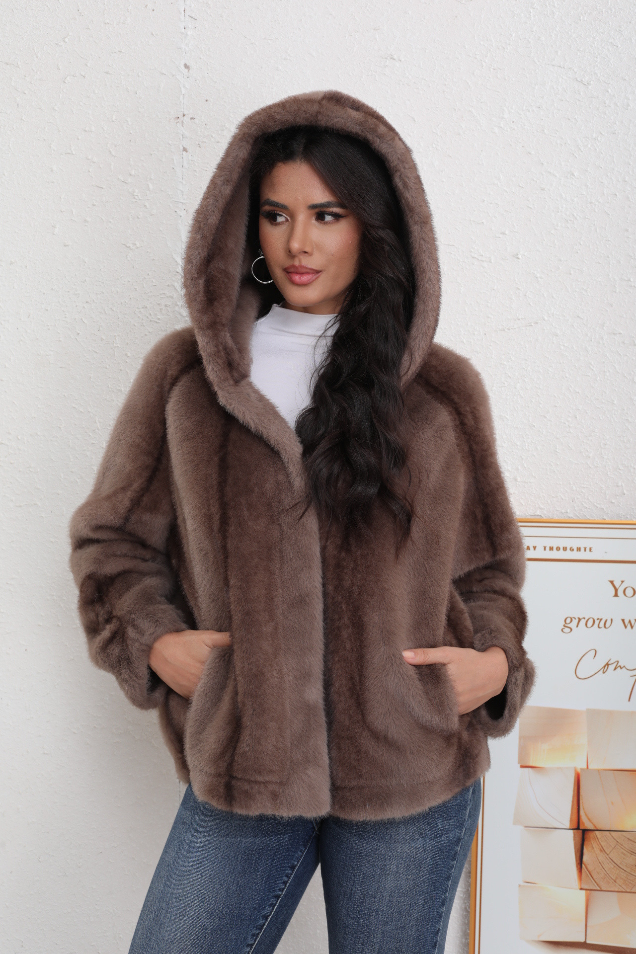 CHAQUETA FORRADA DE PIEL CON CAPUCHA - Image 4