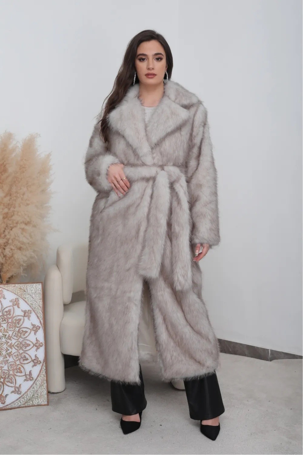 Cappotto lungo in pelliccia con cintura - Image 2