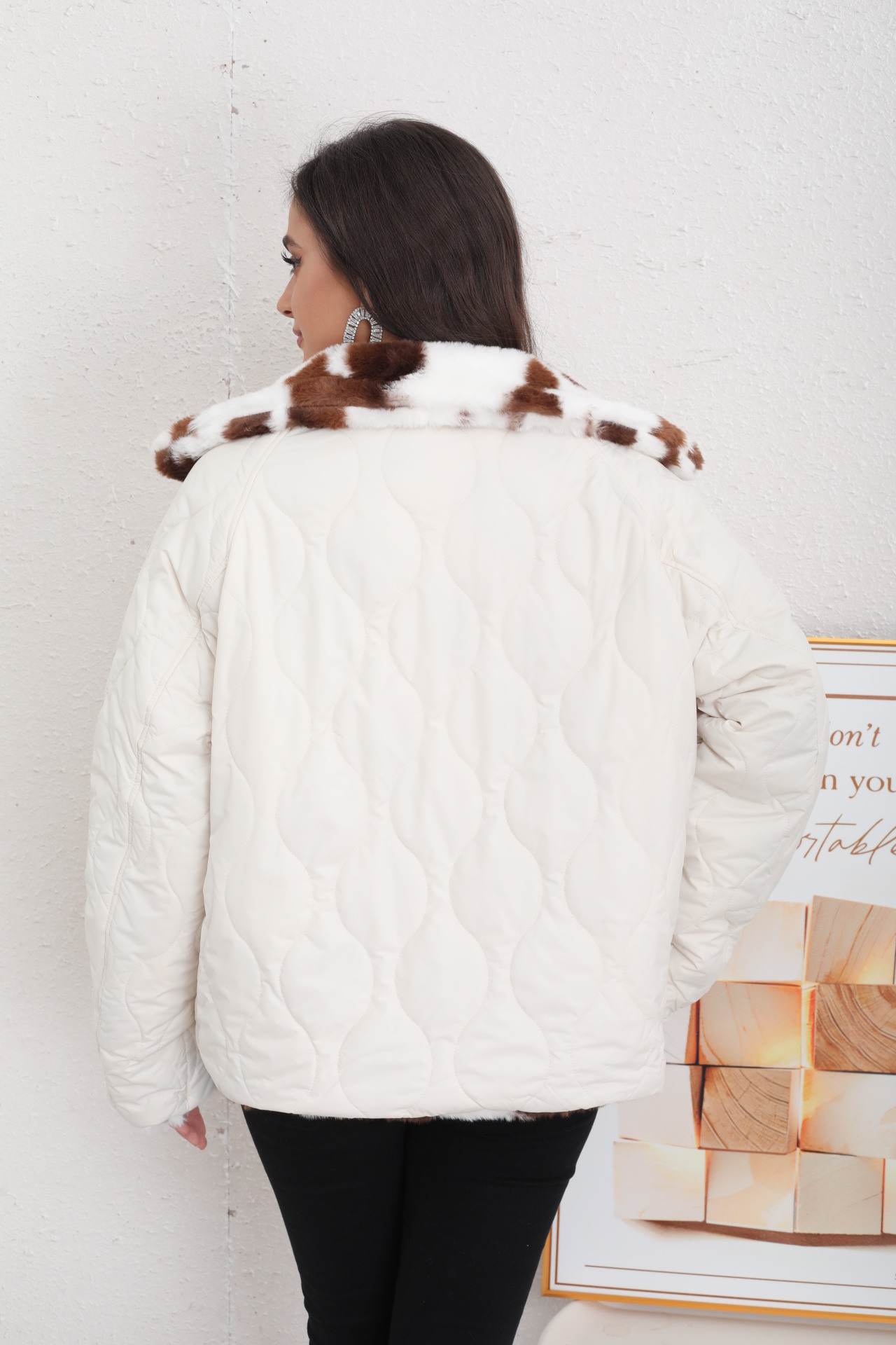 Reversible Animal Print Puffer Jacket - Image 10