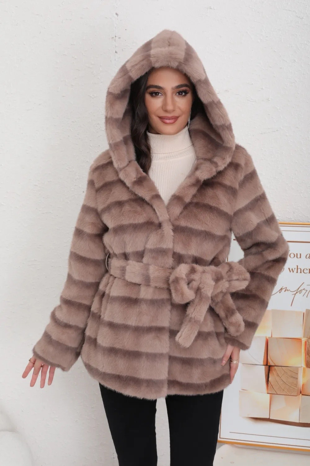 Mid-length mink fur coat with hood and belt - Image 12
