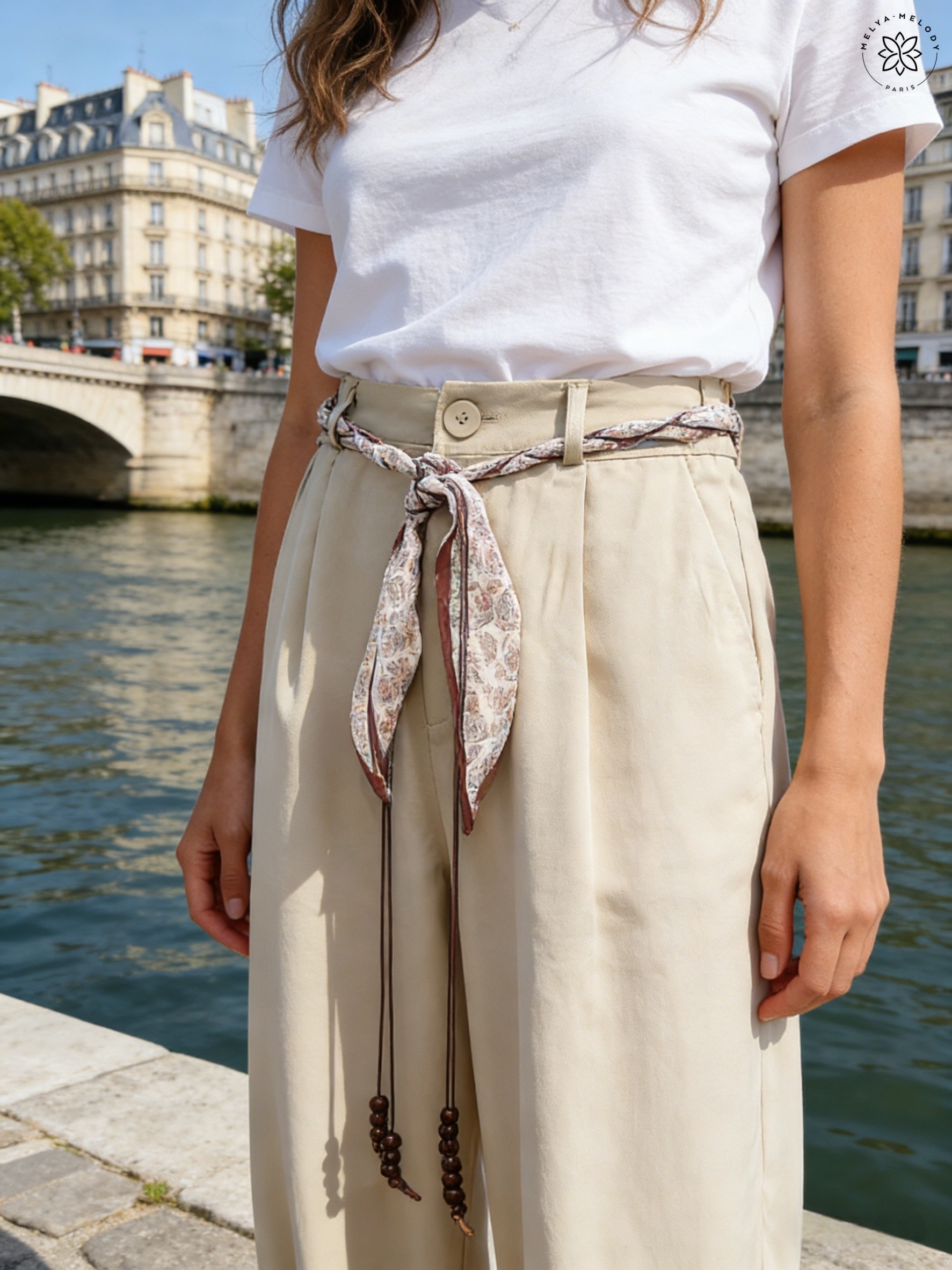 Flowy trousers with belt - Image 8