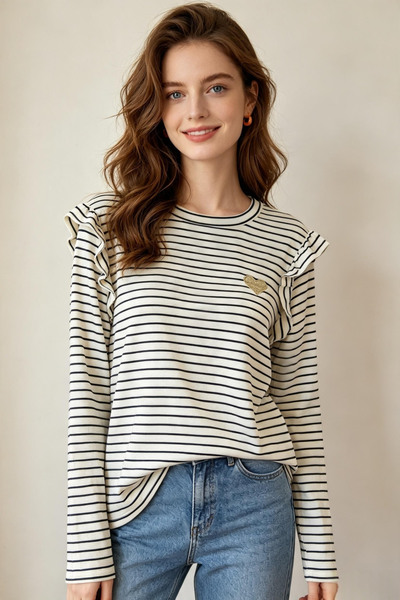 Grossista Melya Melody - Maglione a righe con cuore Grossista Melya Melody - Maglione a righe con cuore