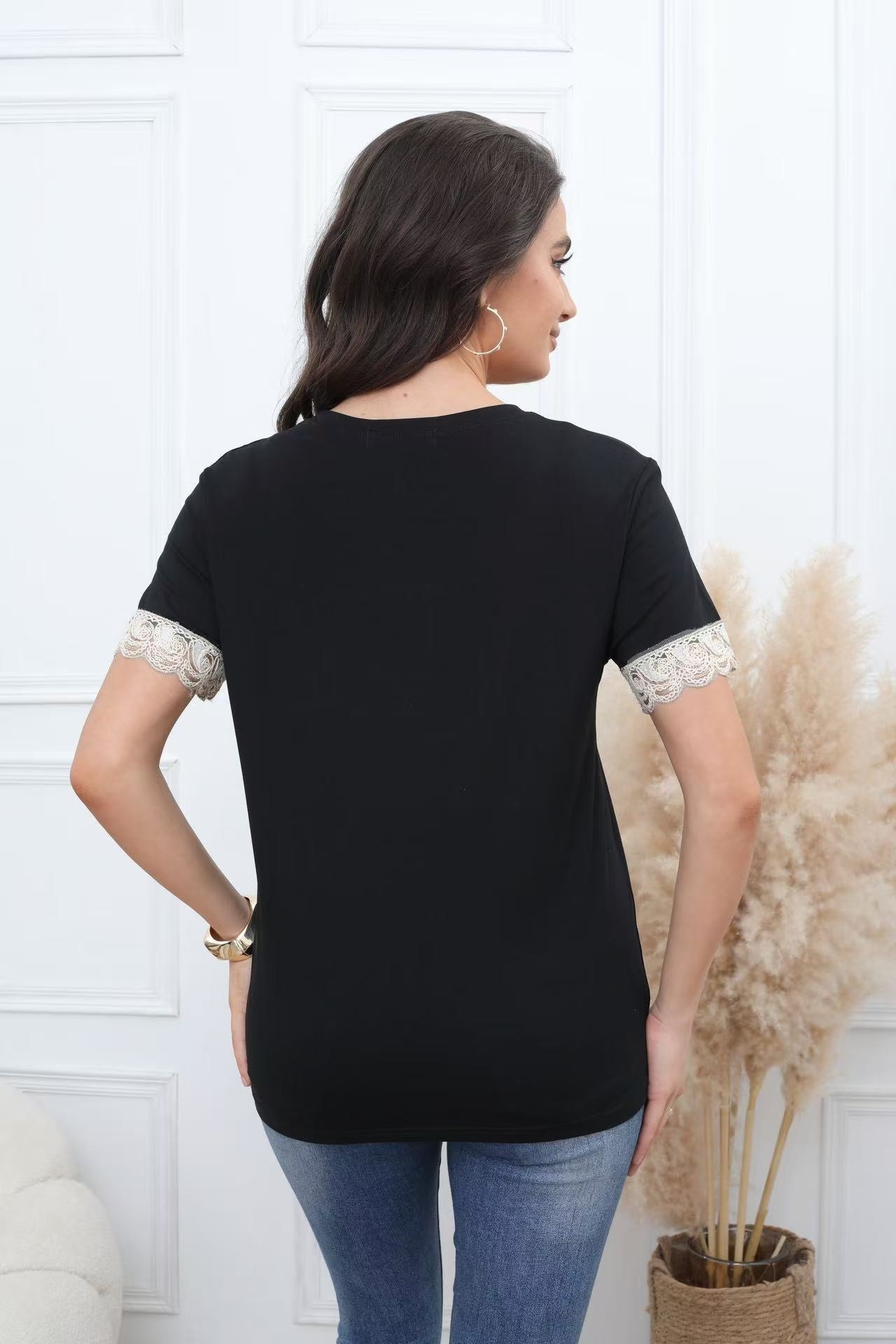 T-shirt ricamato - Image 9