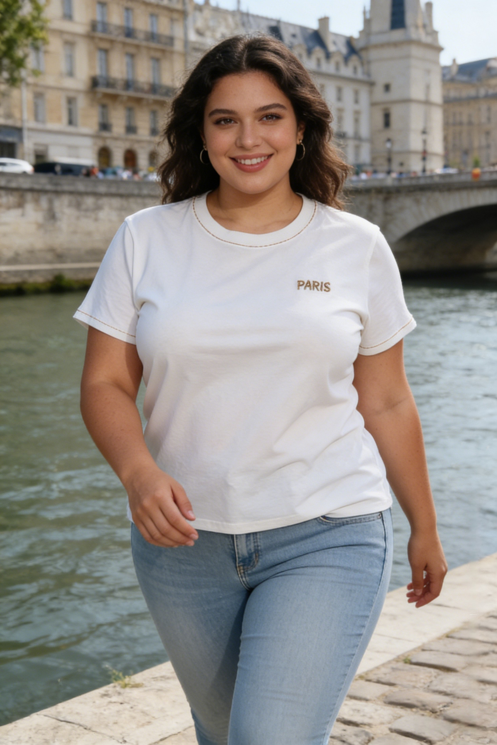 Plus Size T-shirt Embroidered in Gold in Paris - Image 2