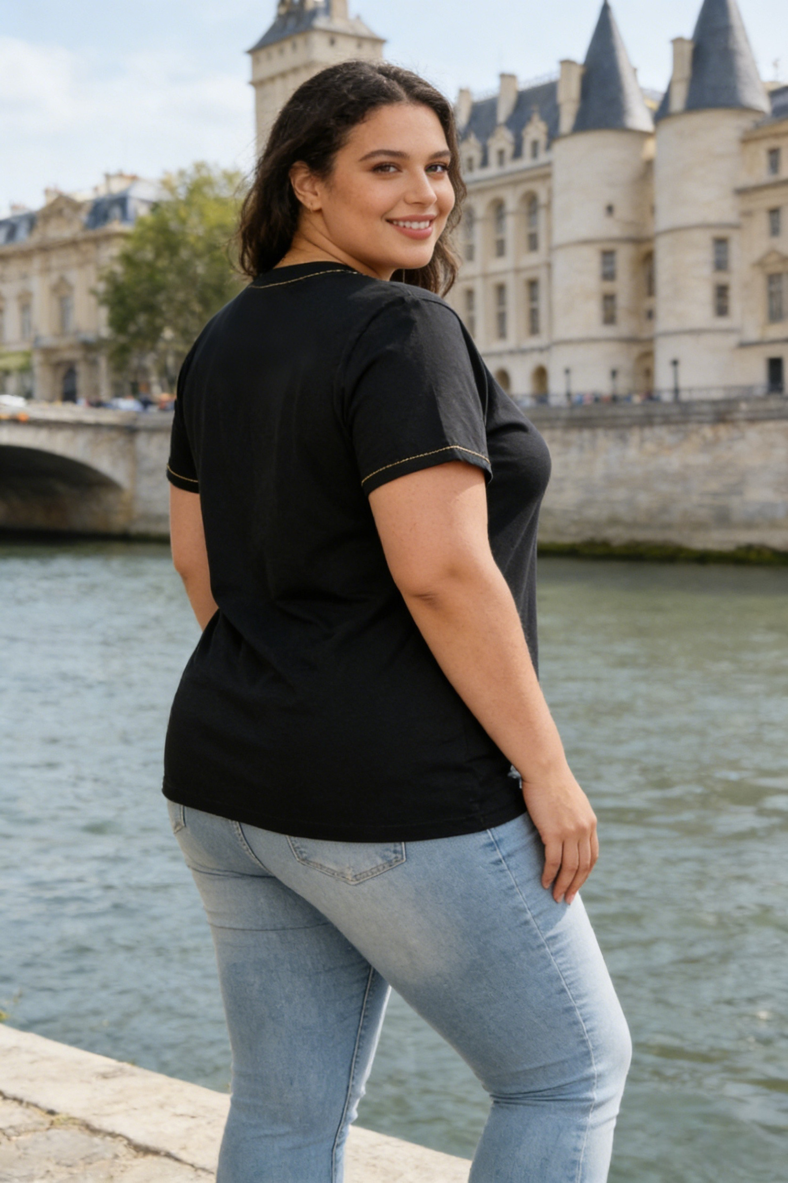 Plus Size T-shirt Embroidered in Gold in Paris - Image 3