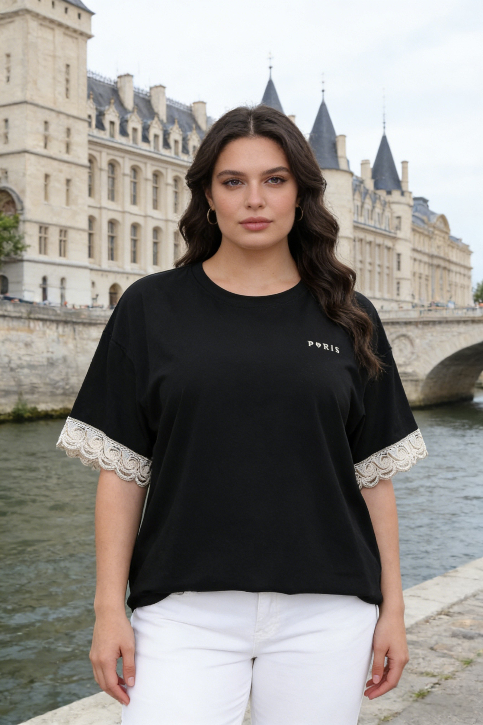 T-shirt ricamato - Image 2