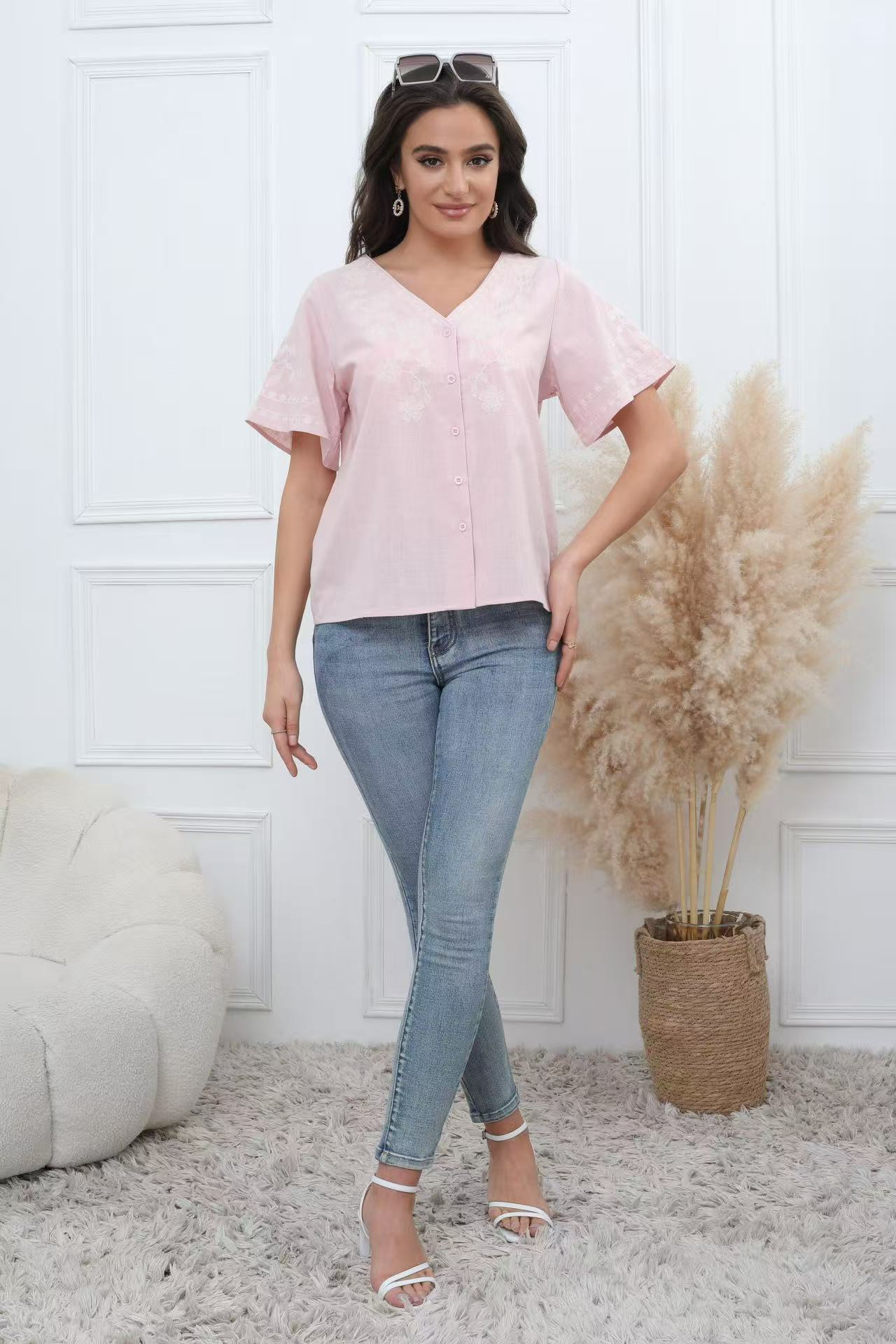 T-shirt ricamato - Image 2