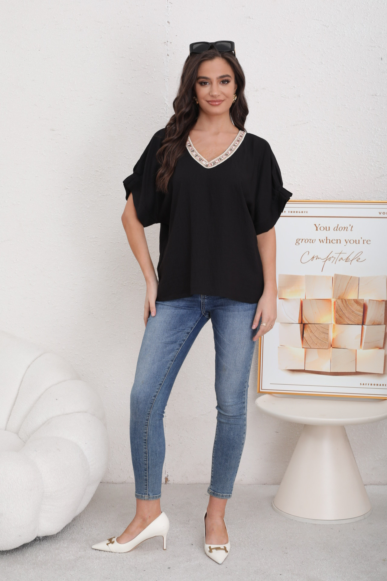Besticktes Oberteil mit Edelsteinen - Image 3