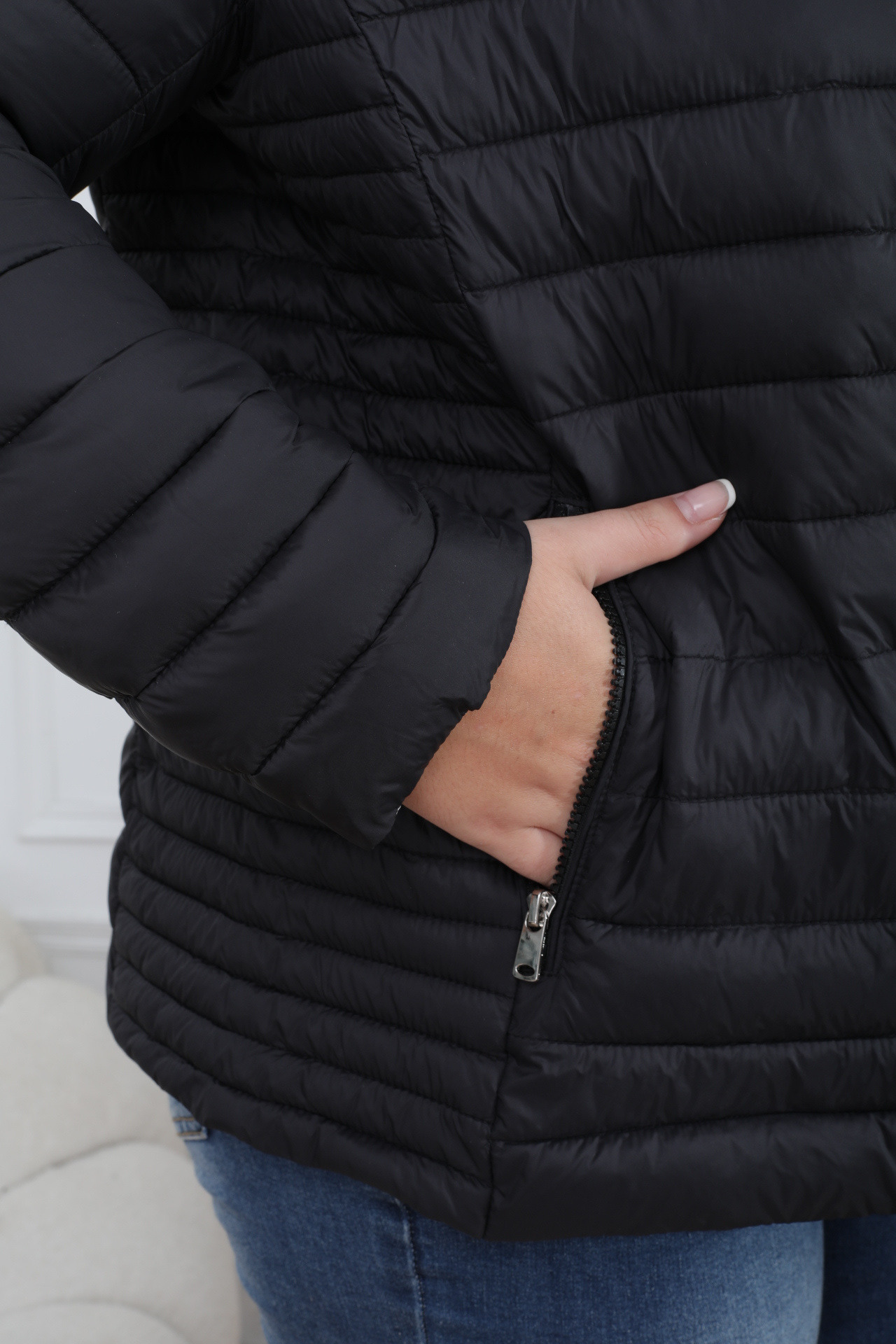 Chaqueta acolchada ligera - Image 8