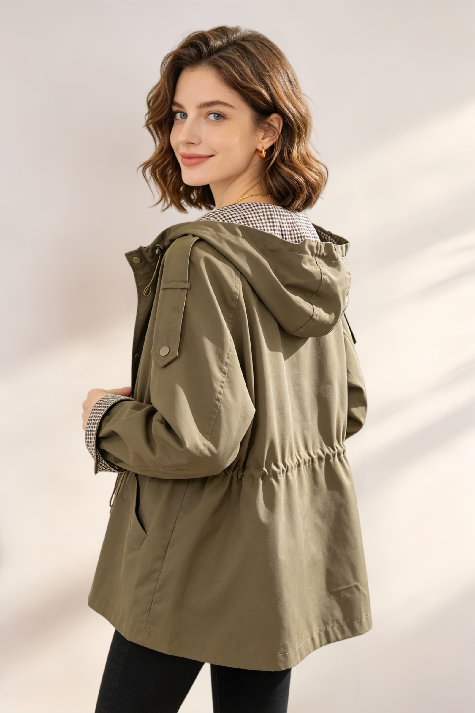 Kurzer wasserdichter Trenchcoat in Vichy-Karo - Image 11