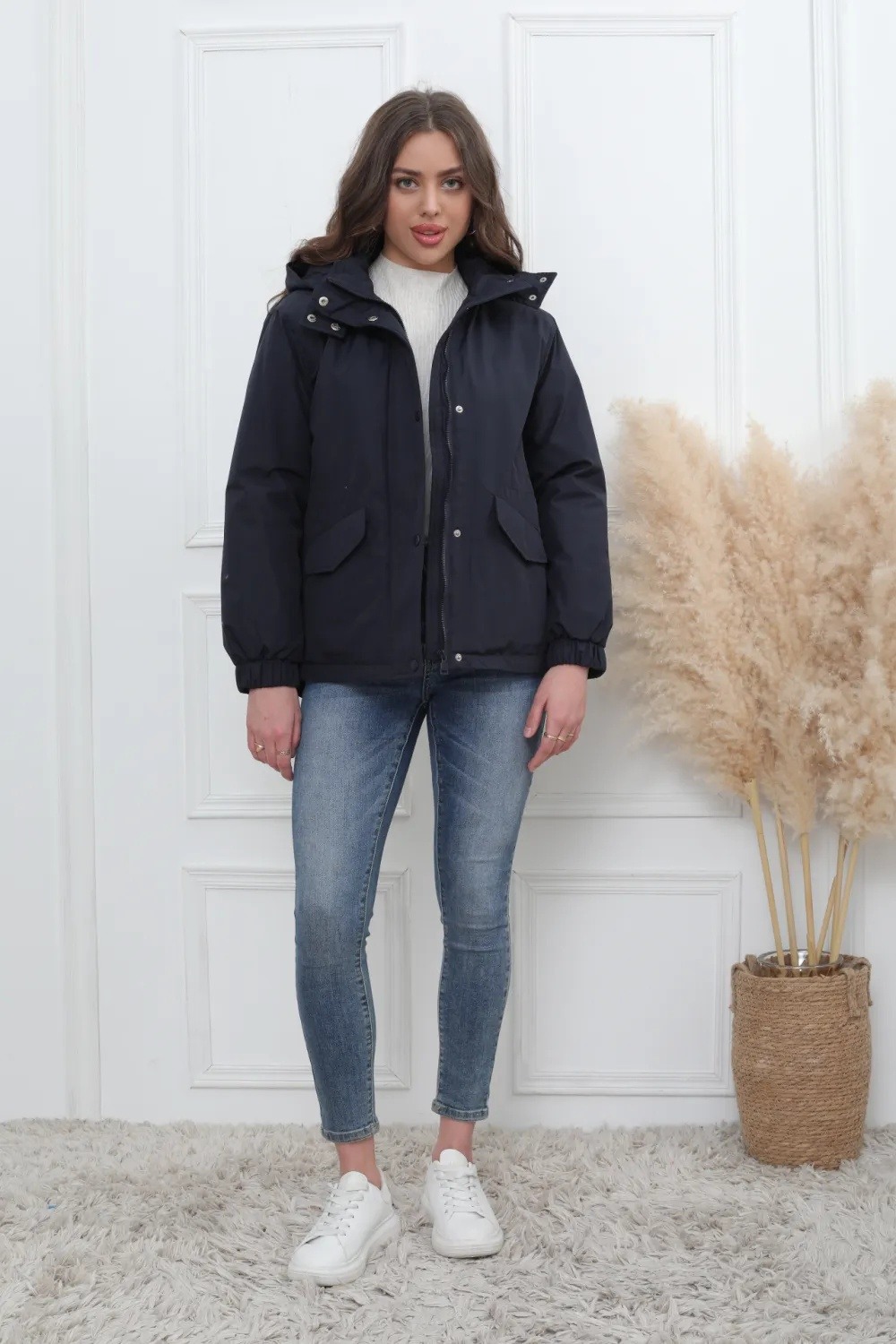 Lightweight Short Waterproof Jacket/Puffer - Image 5