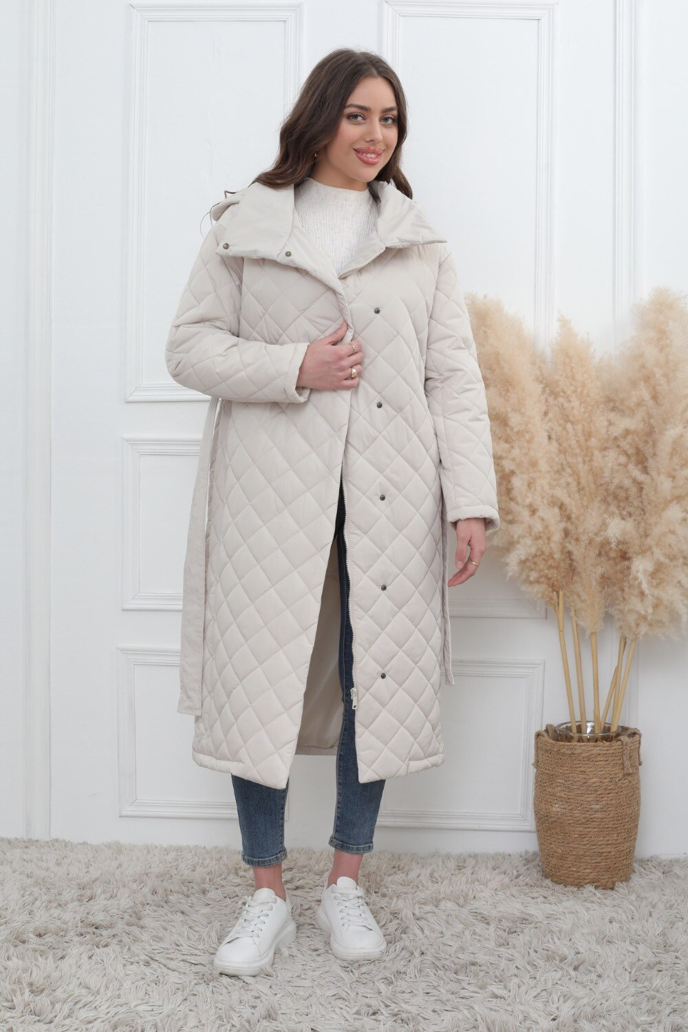 Lange gesteppte Jacke mit abnehmbarer Kapuze - Image 4