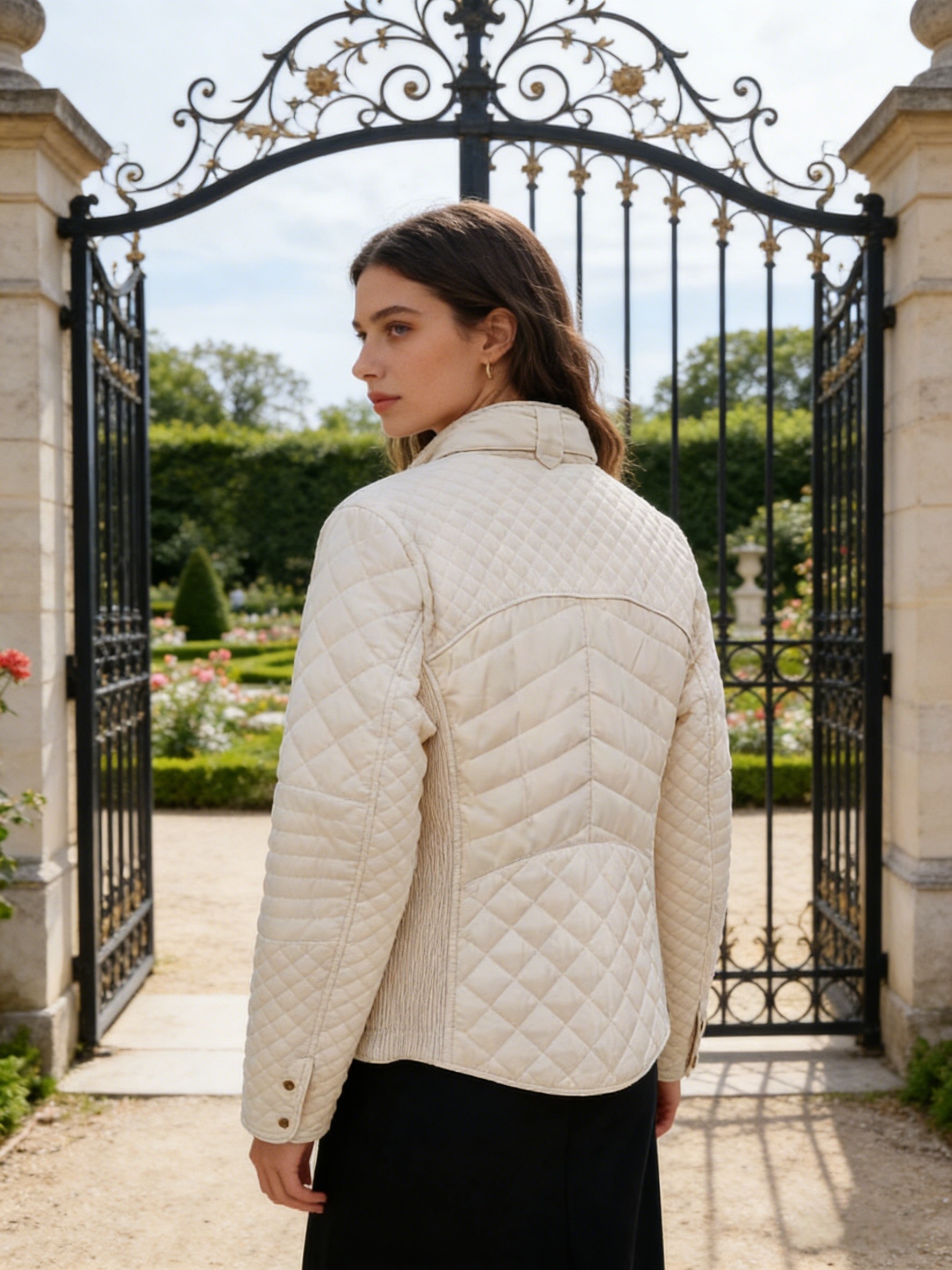 Kurze gesteppte Jacke - Image 12