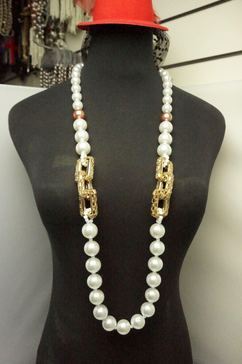 Wholesaler MET-MOI - Pearl long necklace with rhinestone chain motif