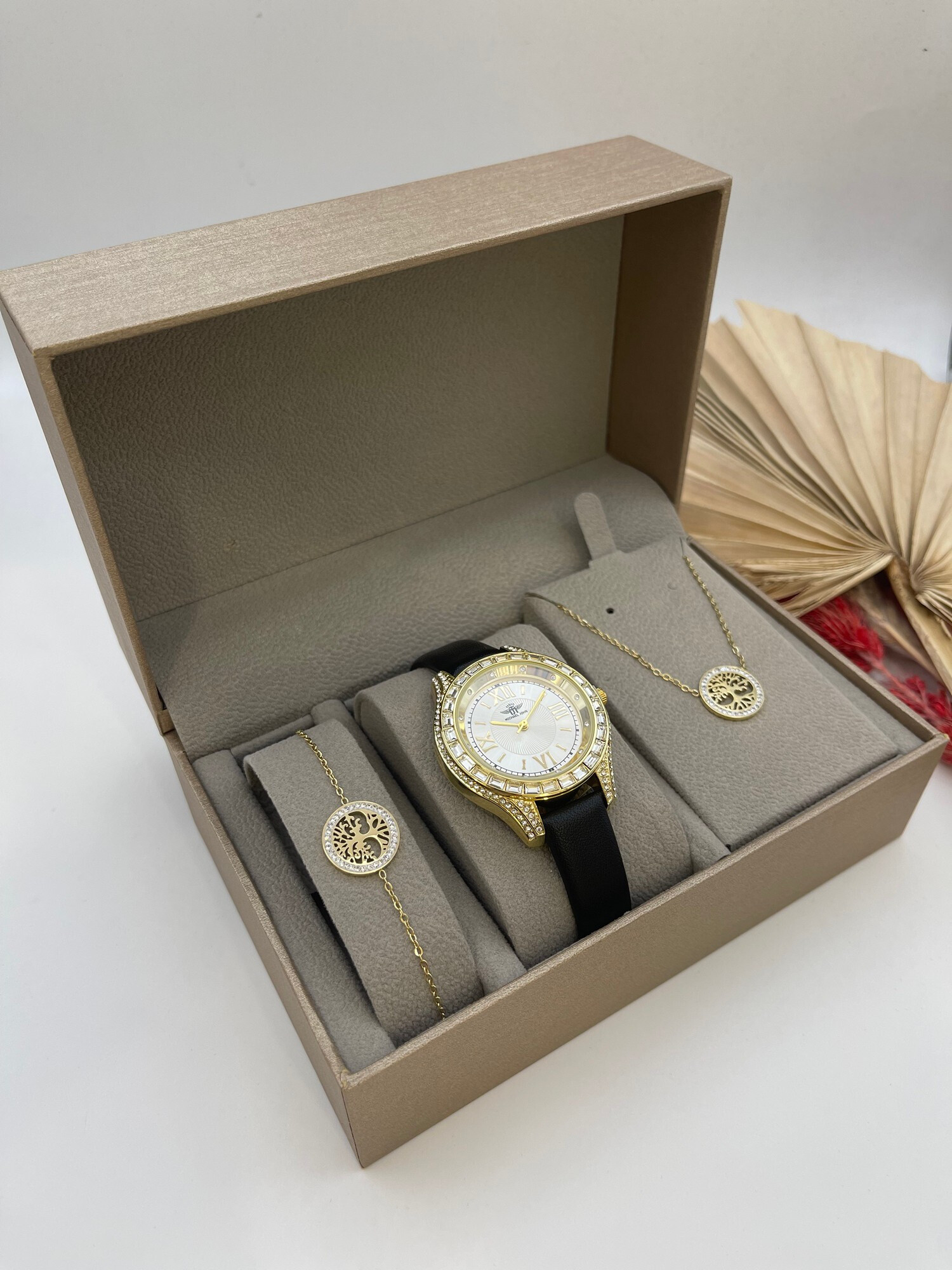 Wholesaler Michael John Montres - Michael John women's watch box with steel jewelry