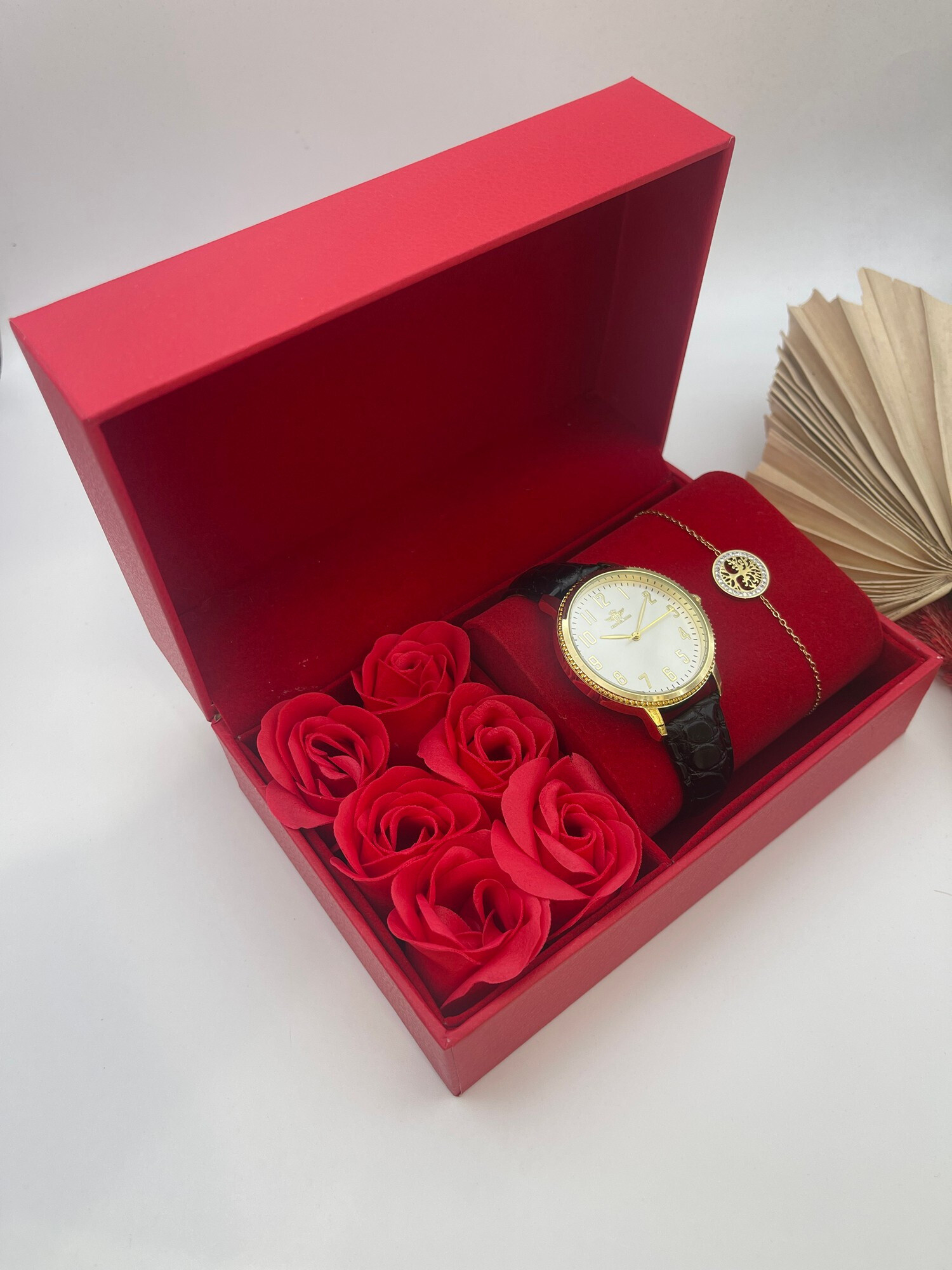 Wholesaler Michael John Montres - Michael John women's watch box with steel jewelry