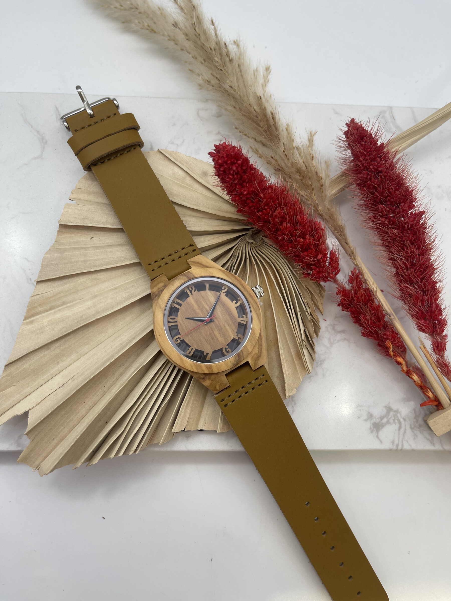 Wholesaler Michael John Montres - Wooden watch