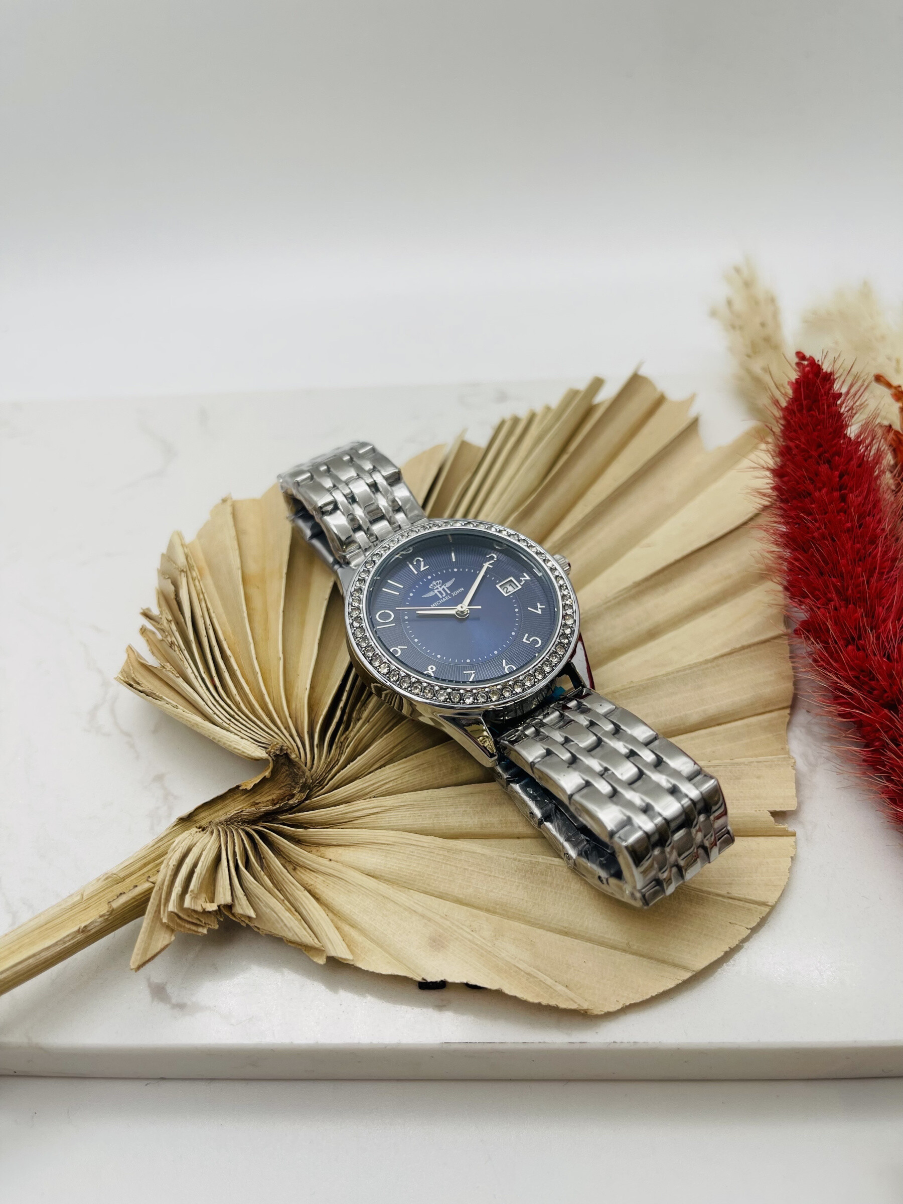 Wholesaler Michael John Montres - Woman watch