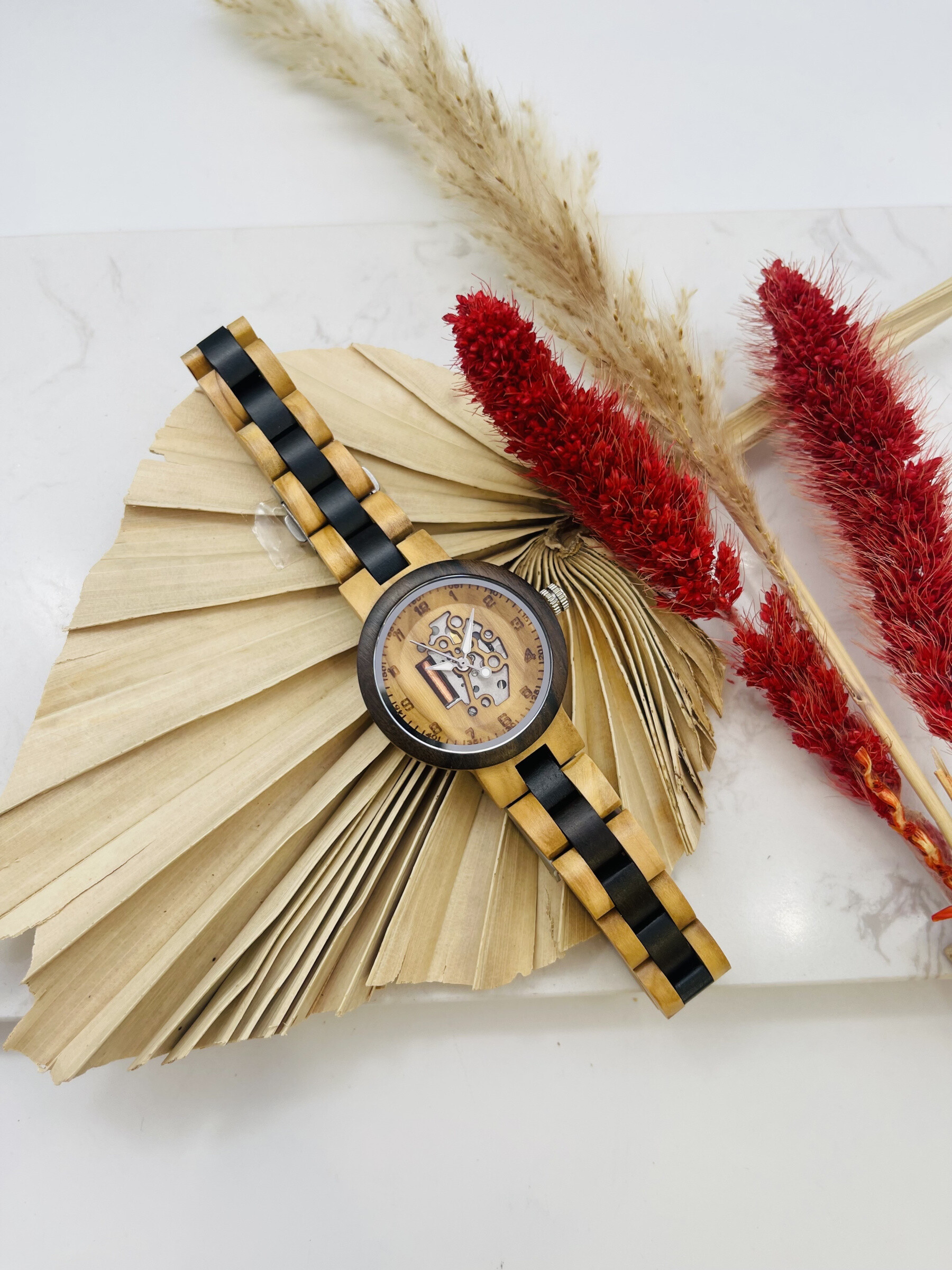 Wholesaler Michael John Montres - Wooden watch