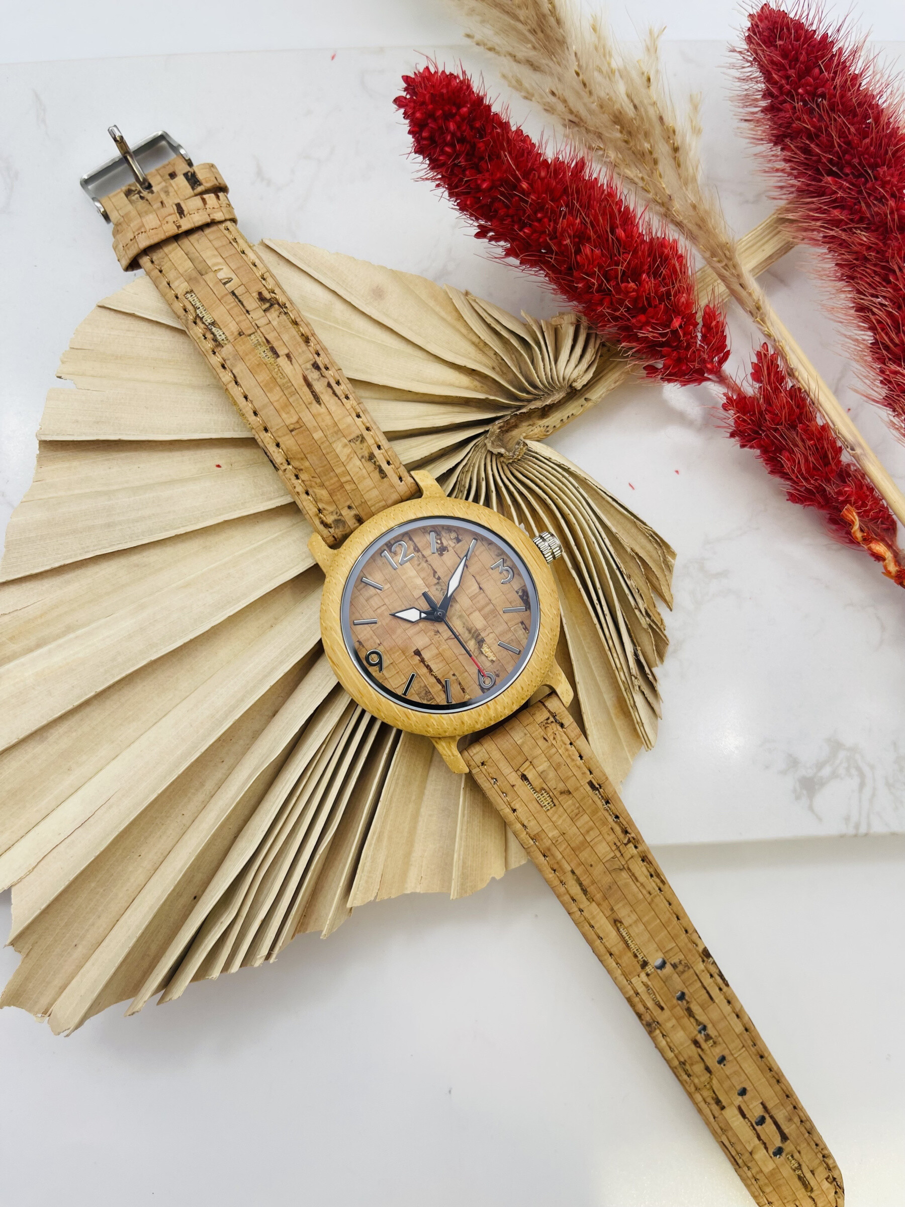 Wholesaler Michael John Montres - Wooden watch