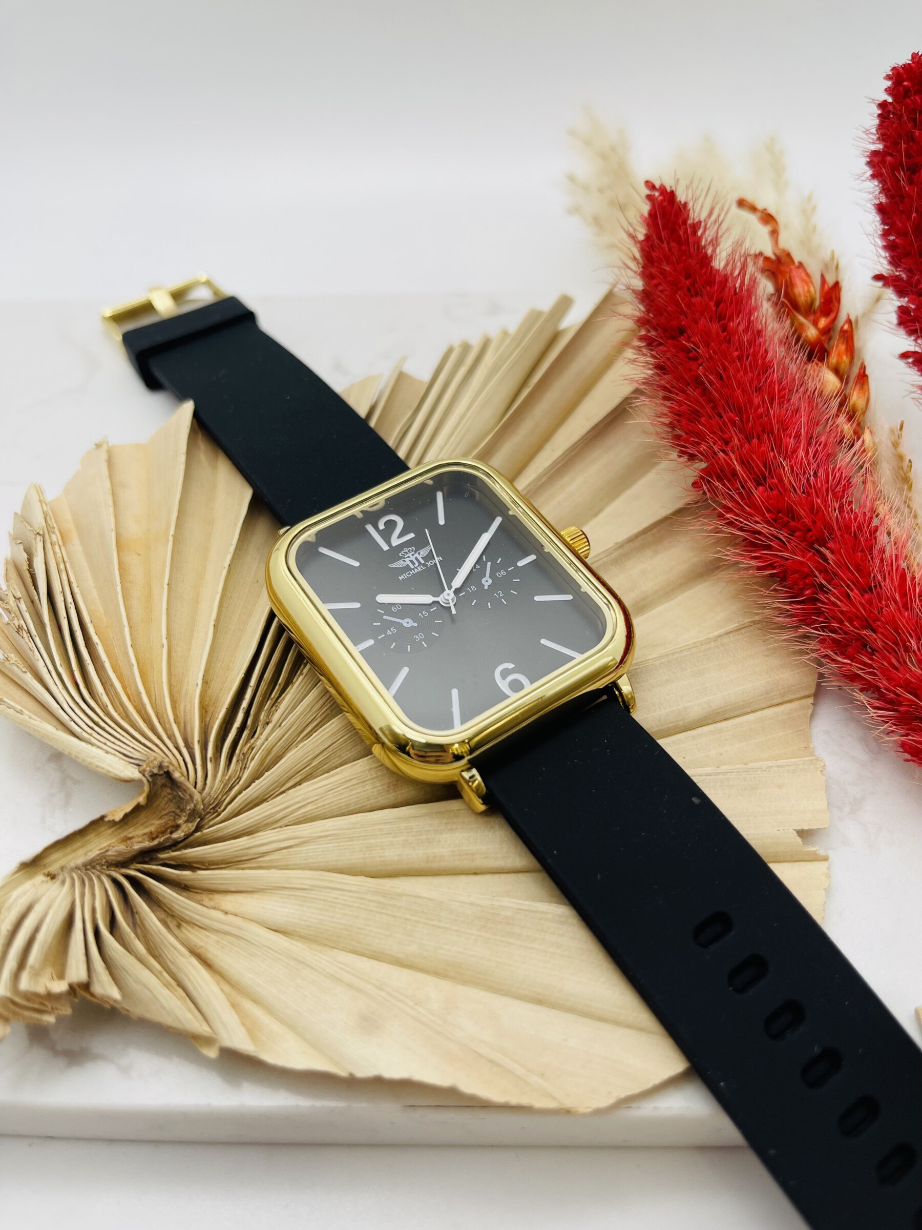 Wholesaler Michael John Montres - Woman watch