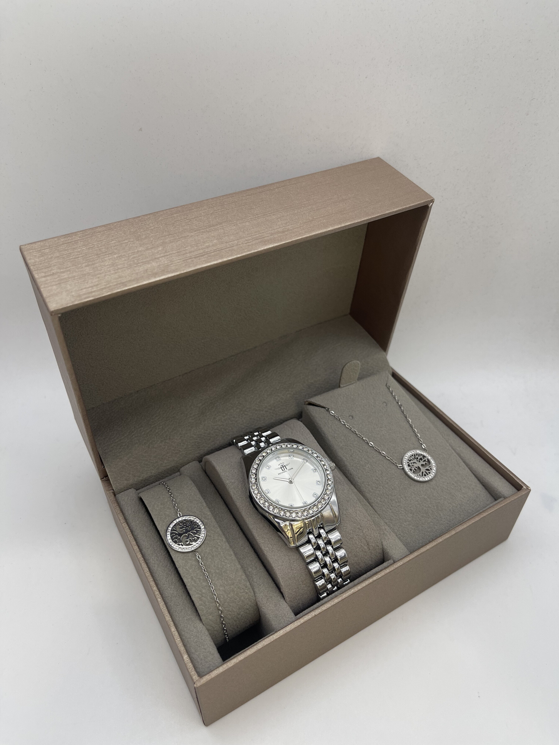 Grossista Michael John Montres - Michael John Woman Watch Box con gioielli in acciaio