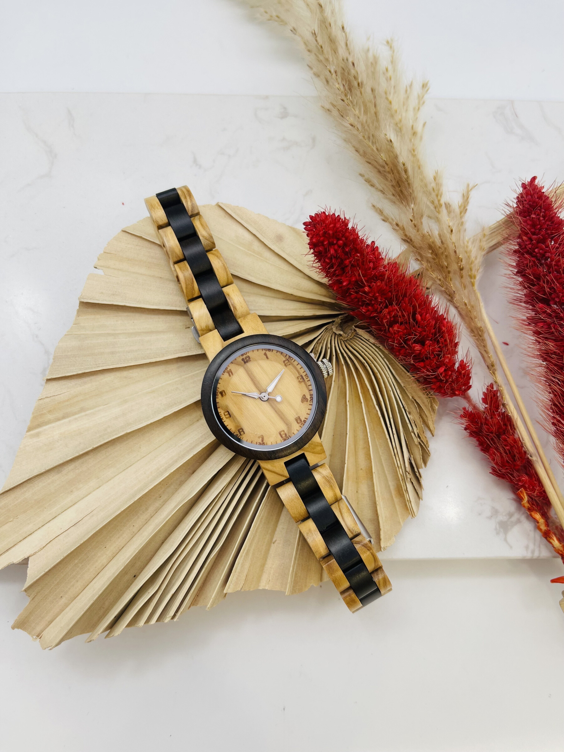 Wholesaler Michael John Montres - Wooden watch