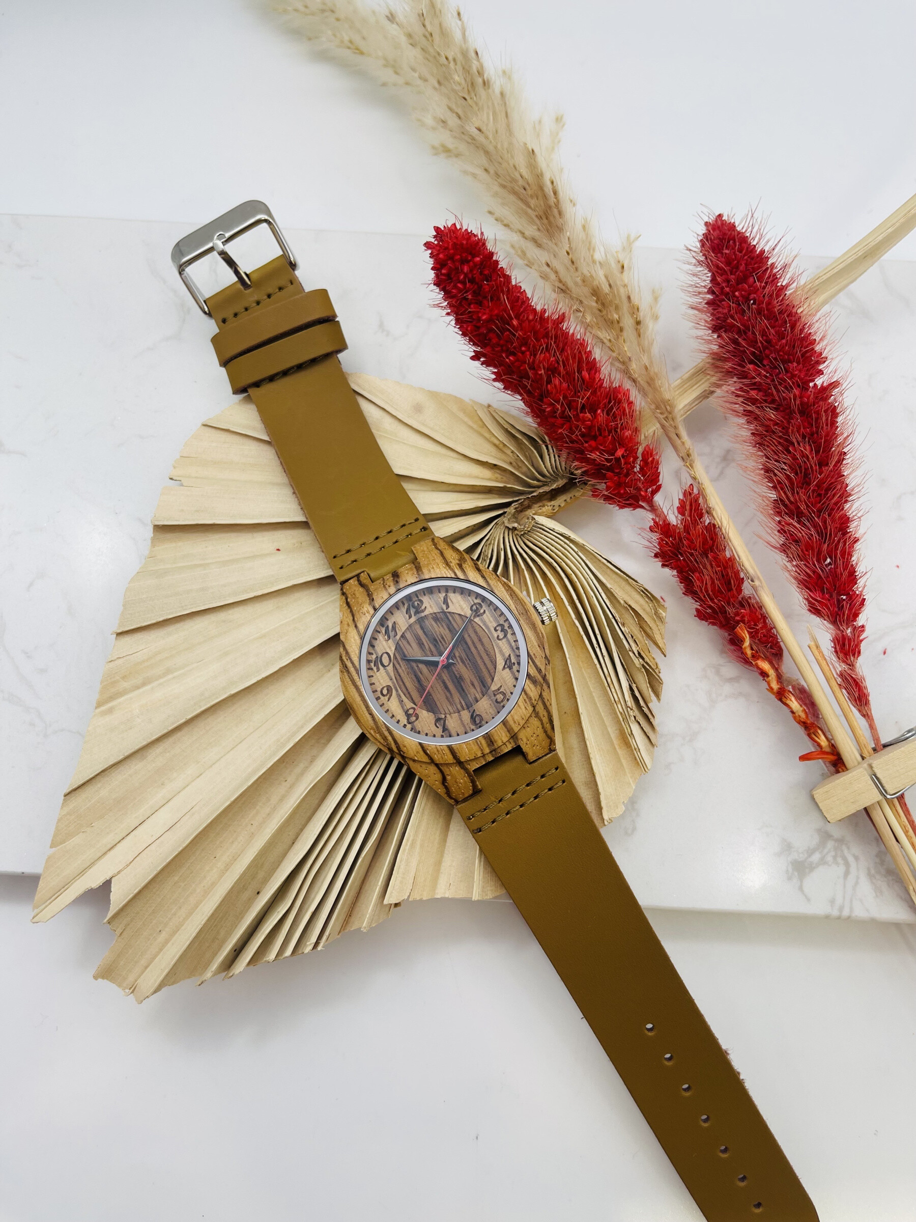 Wholesaler Michael John Montres - Wooden watch