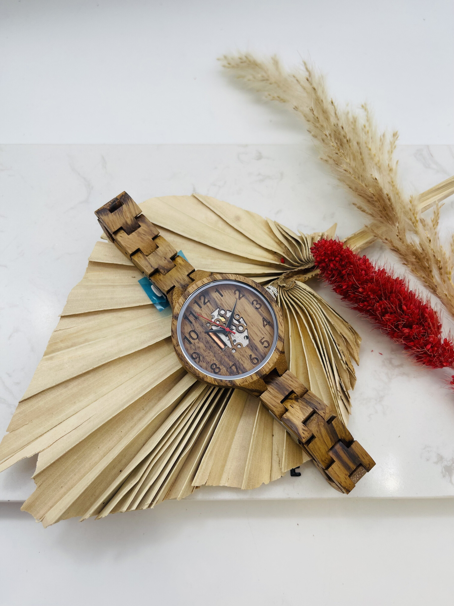 Wholesaler Michael John Montres - Wooden watch