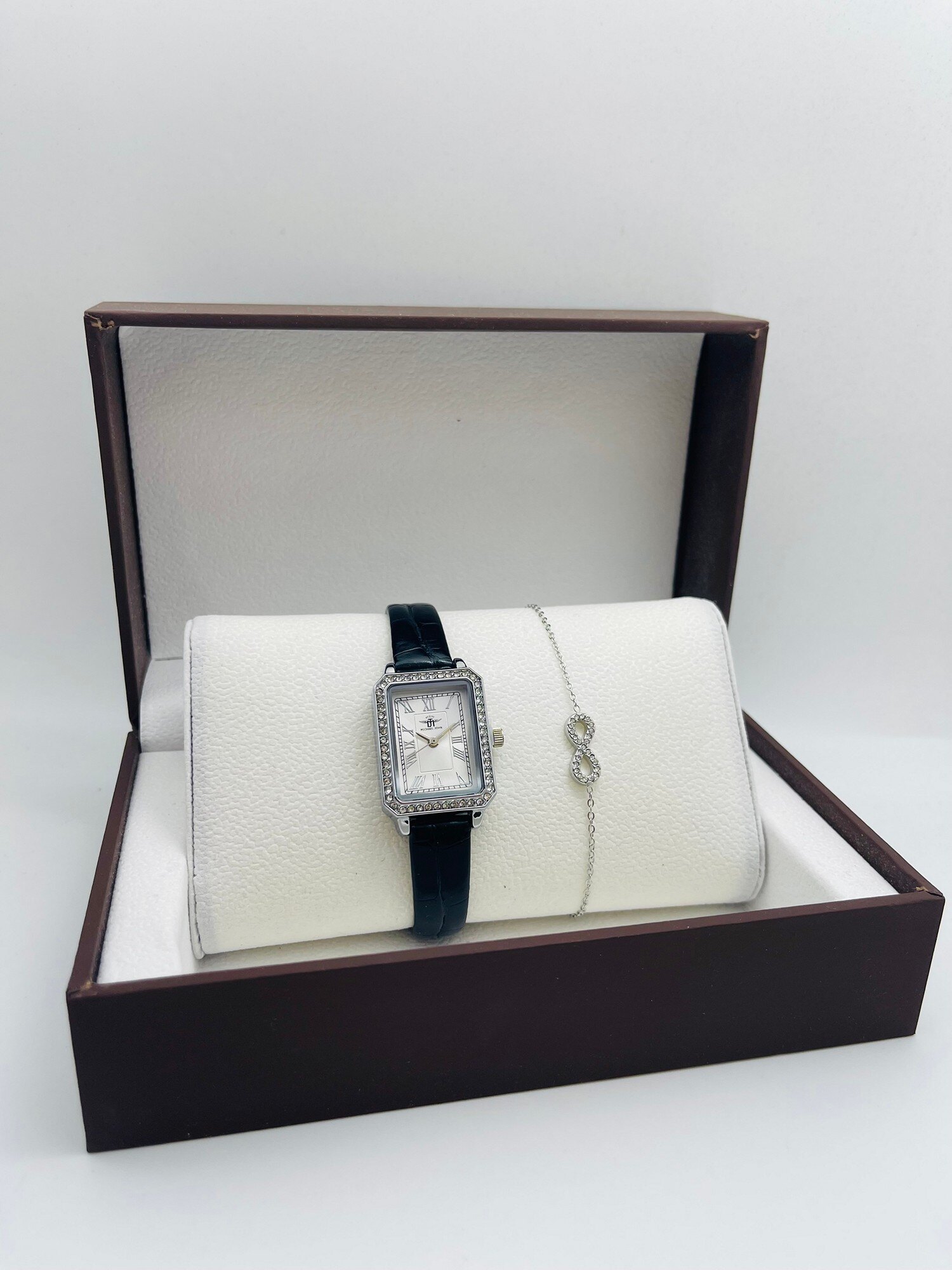 Grossiste Michael John Montres - COFFRET FEMME MICHAEL JONH MARRON ARGENT KH9465