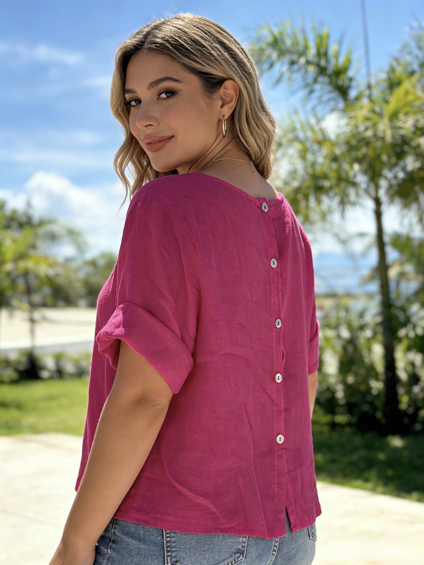 Grossista Mika Moda - CAMICETTA IN PURO LINO CON BOTTONI DIETRO TAGLIA GRANDE