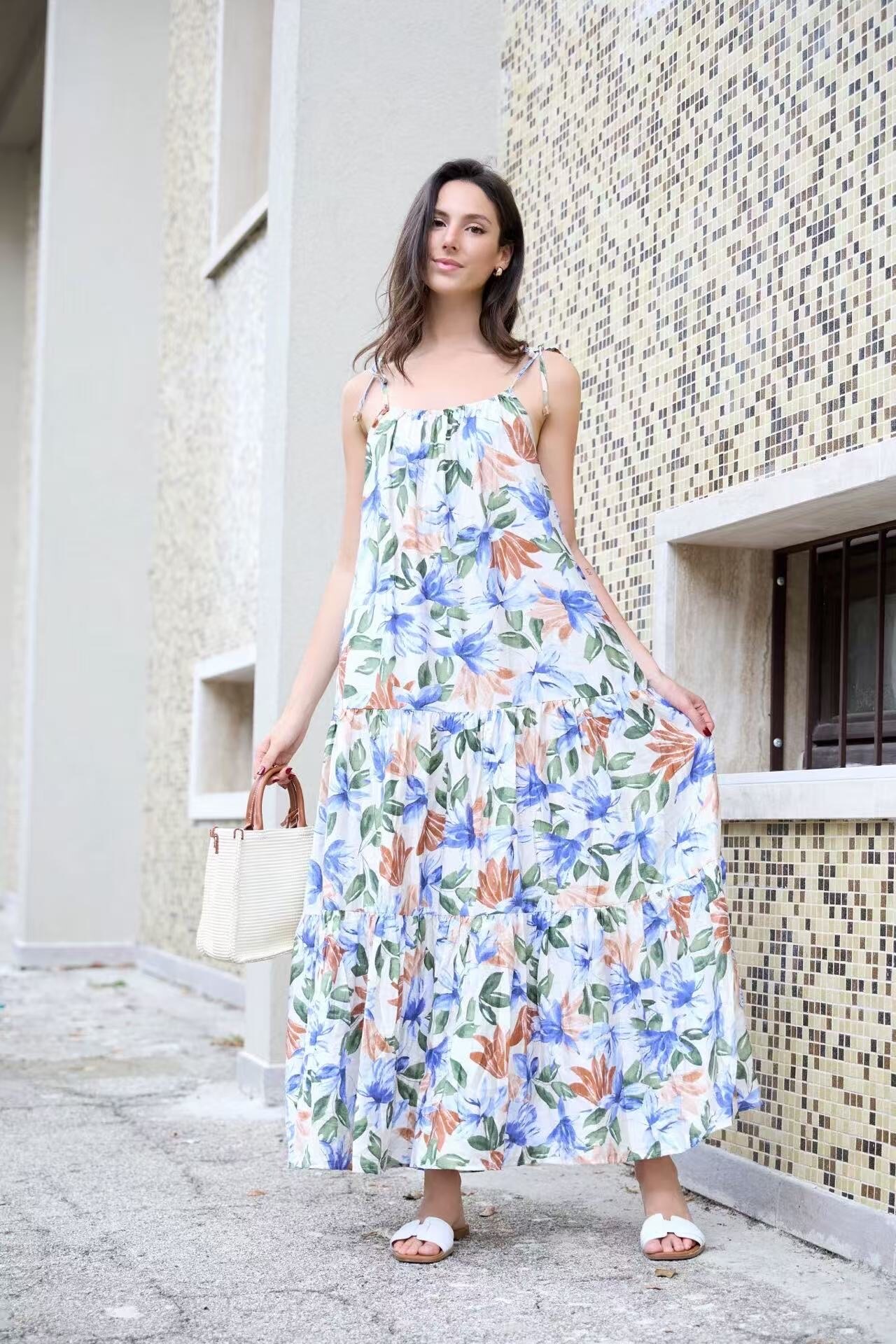 Mayorista Mika Moda - VESTIDO LARGO ESTAMPADO CON TIRANTES AJUSTABLES