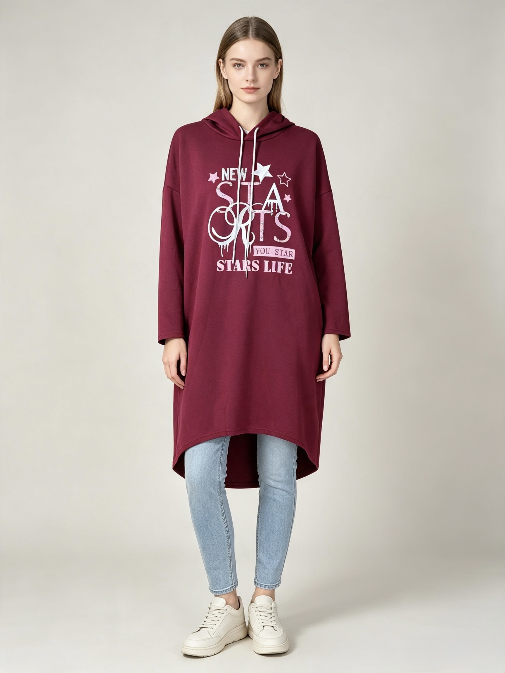 Wholesaler Mika Moda - Long hoodie with pockets, front print and rhinestones