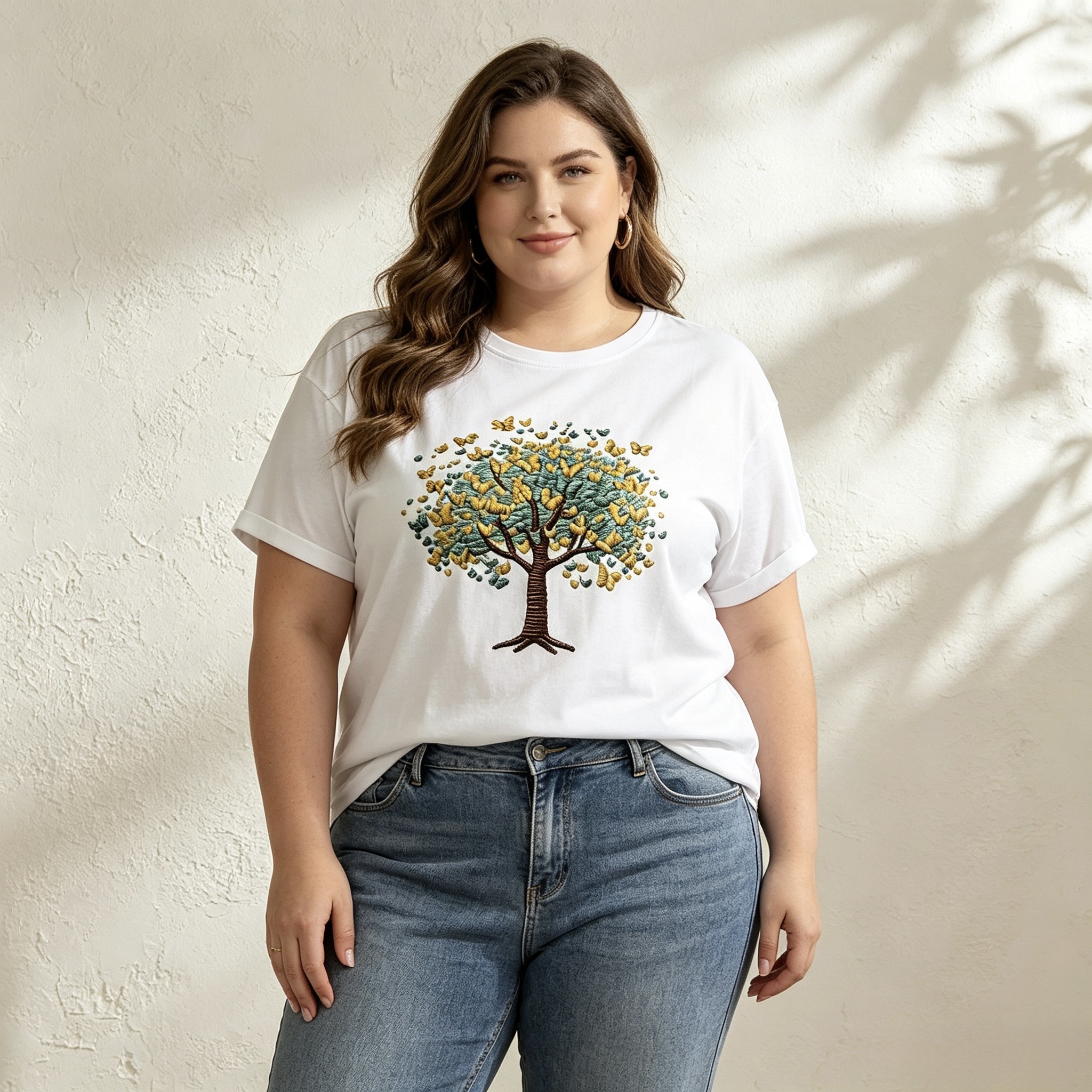 Mayorista Mika Moda - Camiseta talla grande con estampado efecto bordado