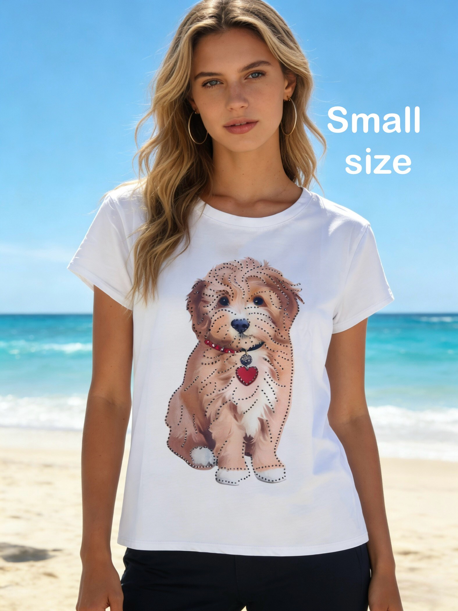 Großhändler Mika Moda - T-SHIRT MIT DRUCK UND STRASS