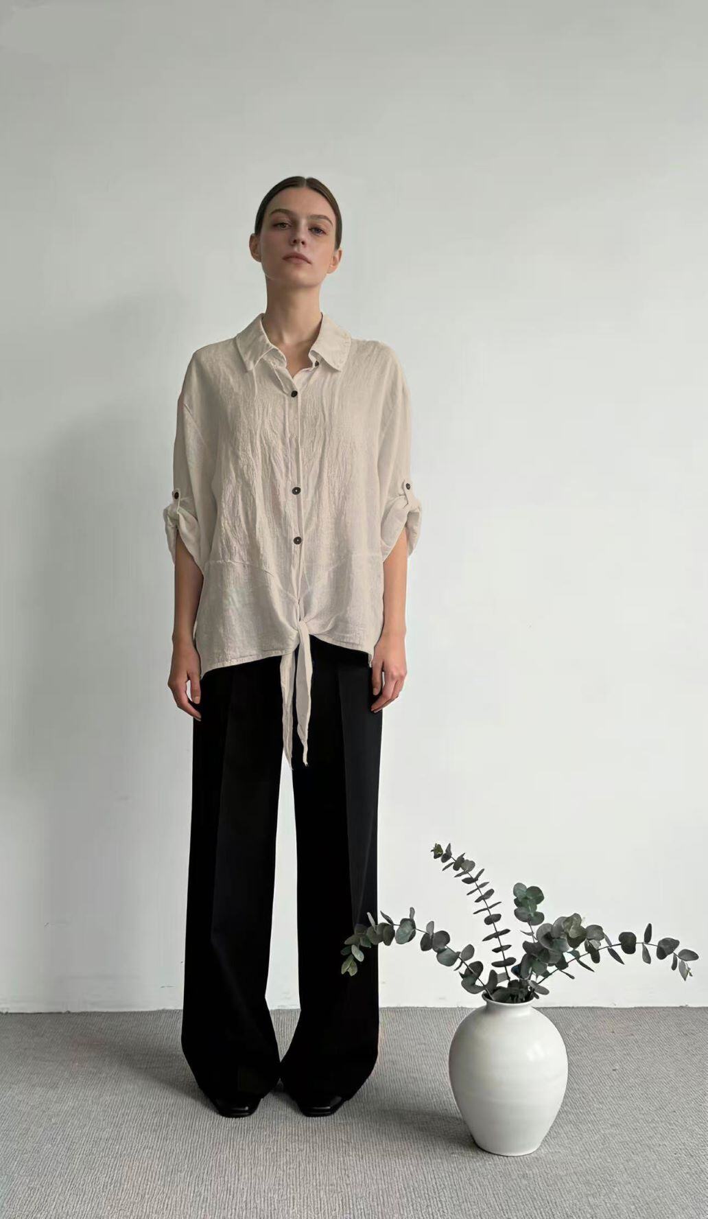 Grossista MIKAFIRENZE - Camicia in lino con nodo