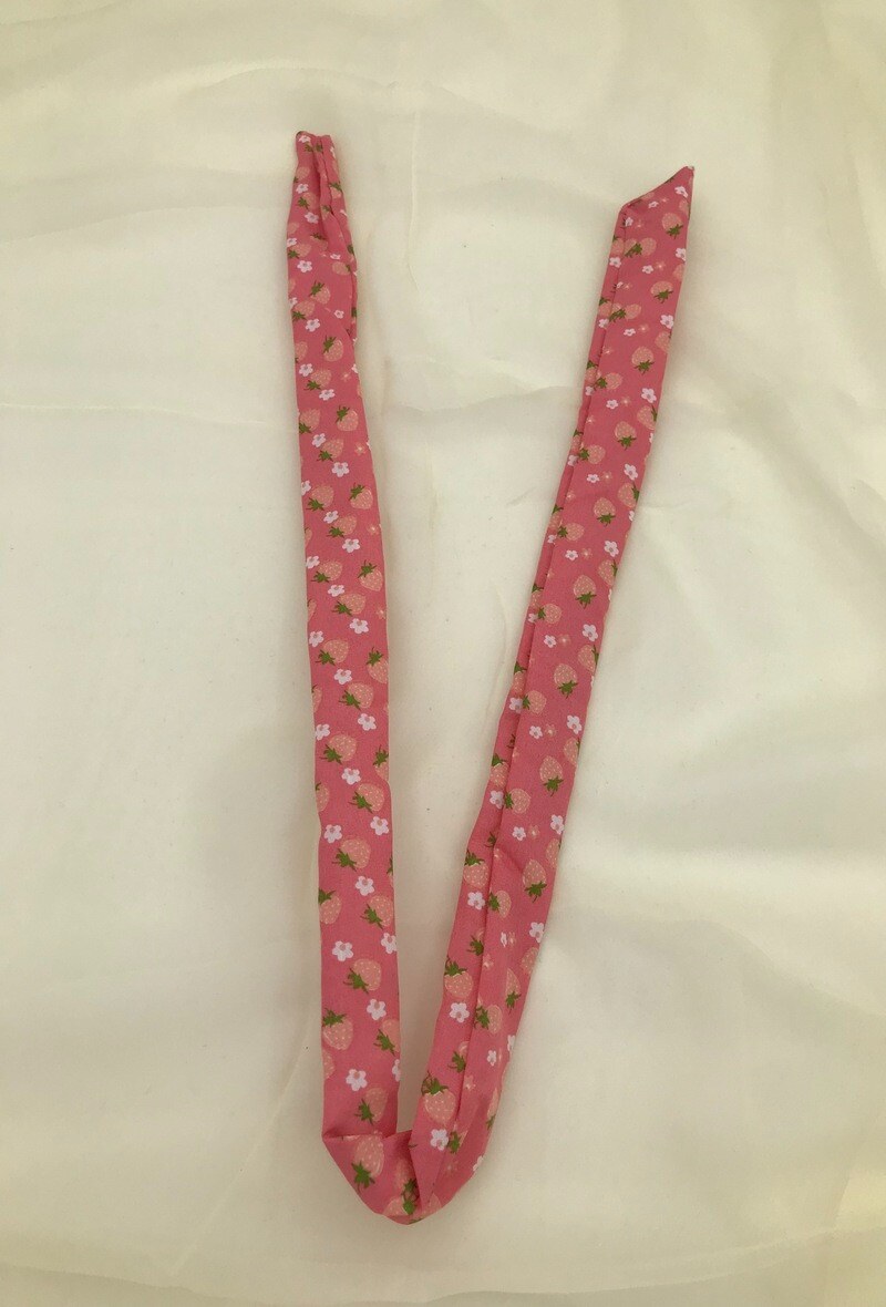 Grossiste MILLE ET UNE ETOILES - Bandeau fil de fer avec motif fraise