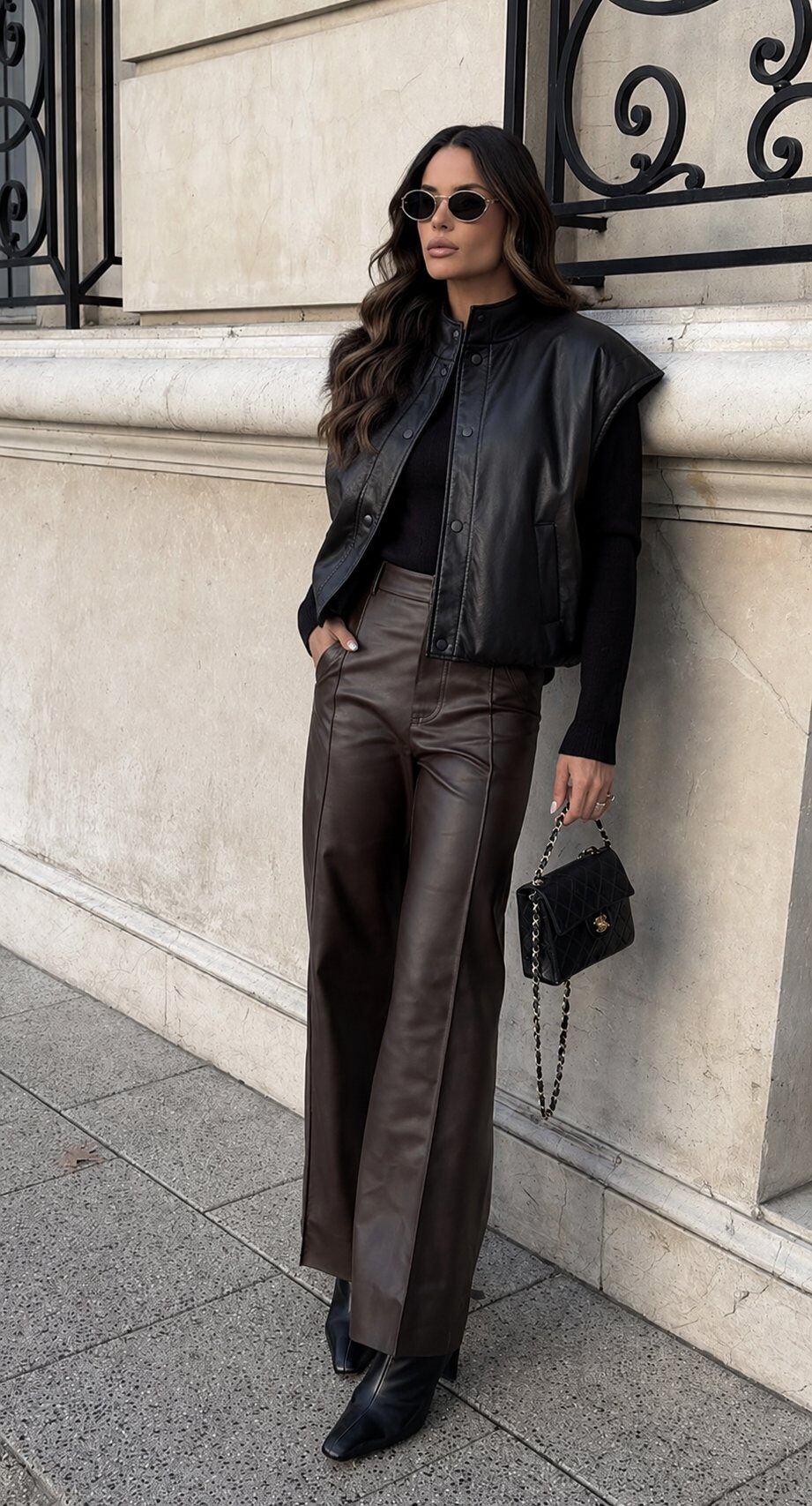 Wholesaler MILLERA - REVERSIBLE FUR VEST WITH LEATHER-EFFECT INSERTS
