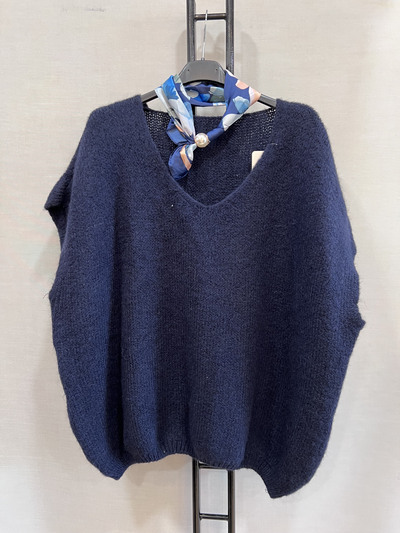 Grossista Mily Grande Taille - Maglione senza maniche con scollo a V di grandi dimensioni Grossista Mily Grande Taille - Maglione senza maniche con scollo a V di grandi dimensioni