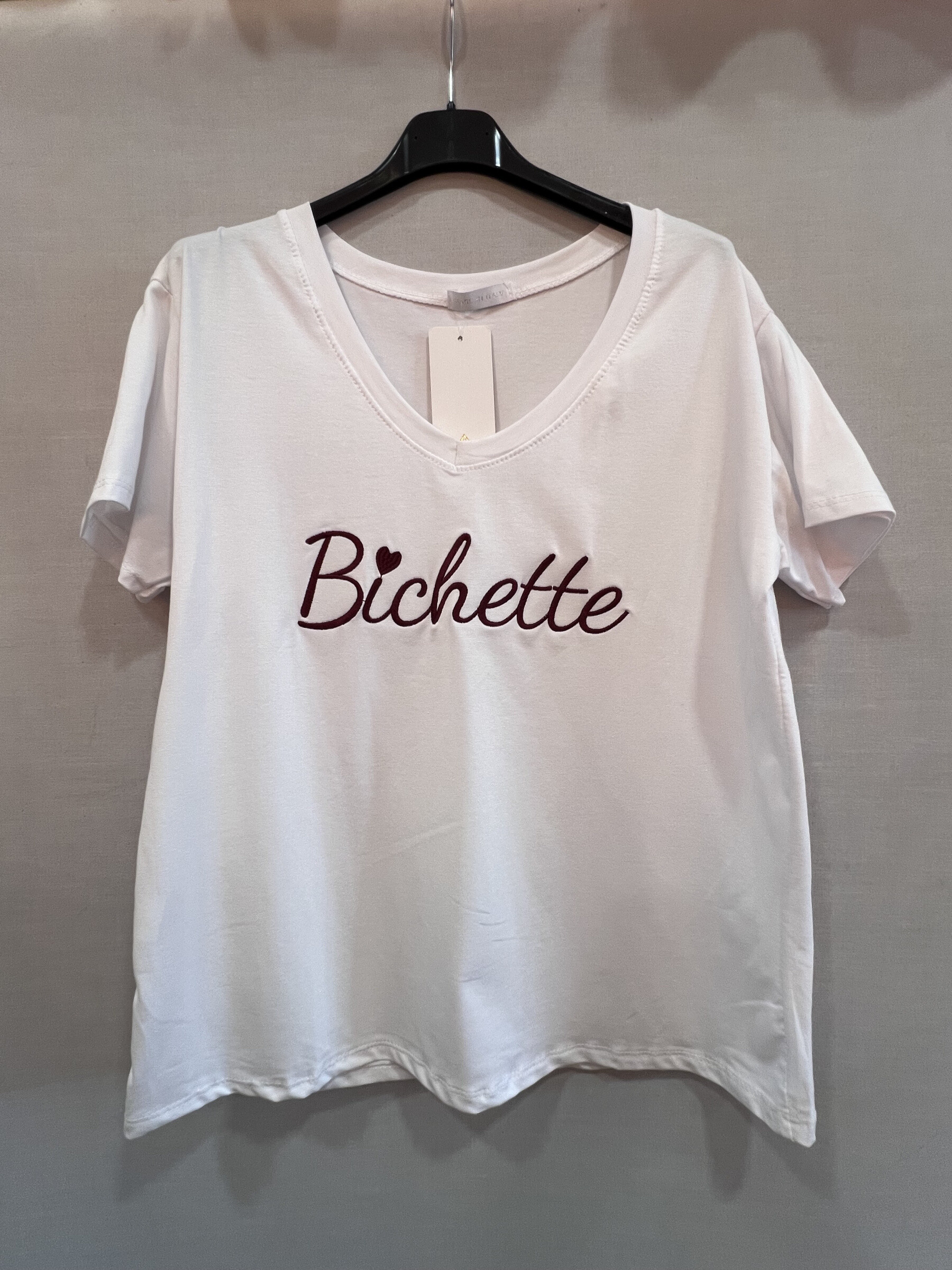 Großhändler Mily Grande Taille - T-Shirt mit V-Ausschnitt in Übergröße