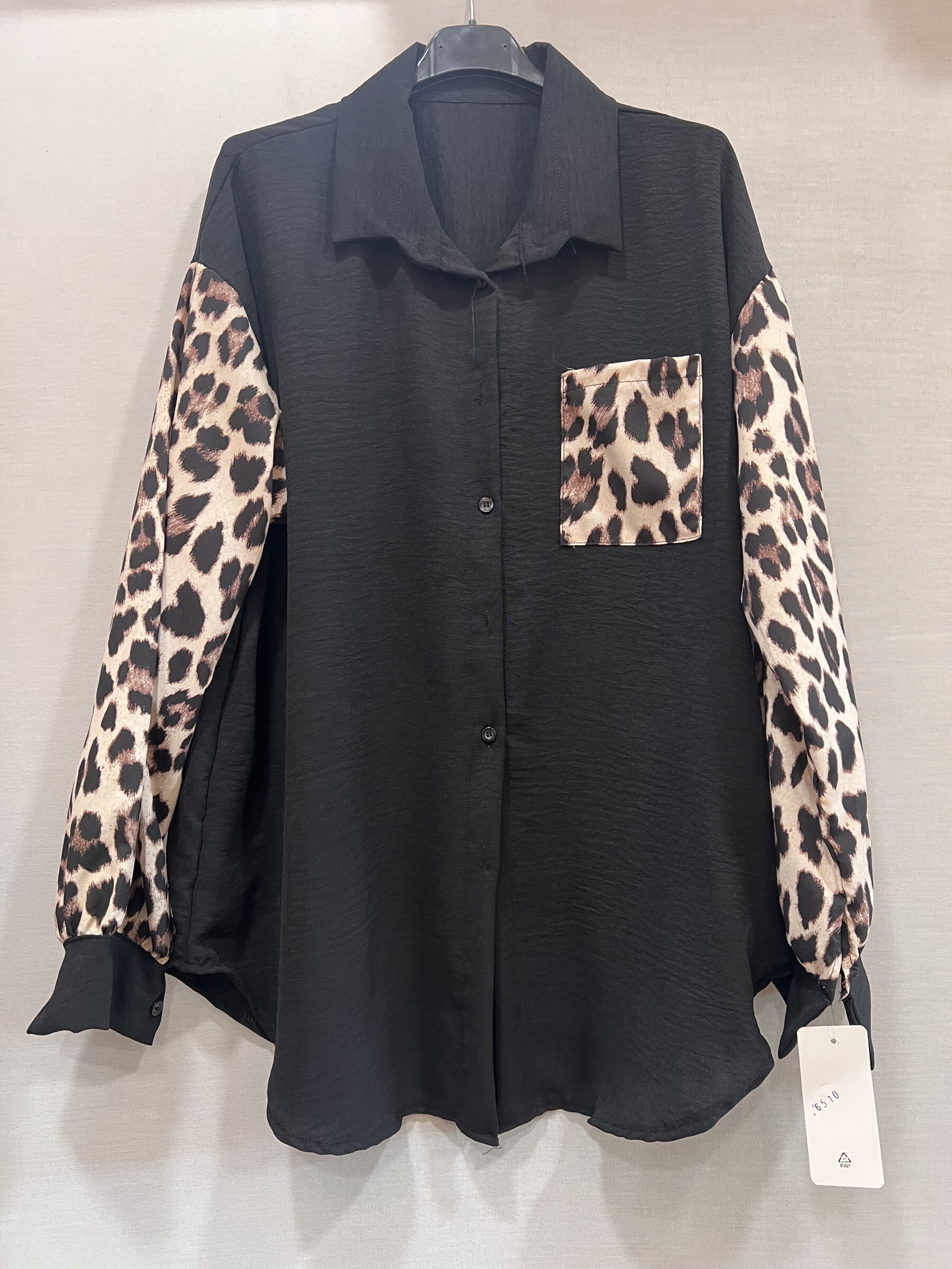 Wholesaler Mily - leopard pattern shirt
