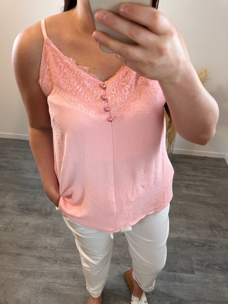Grossiste Mily - top avec 4 bouton devant grande taille