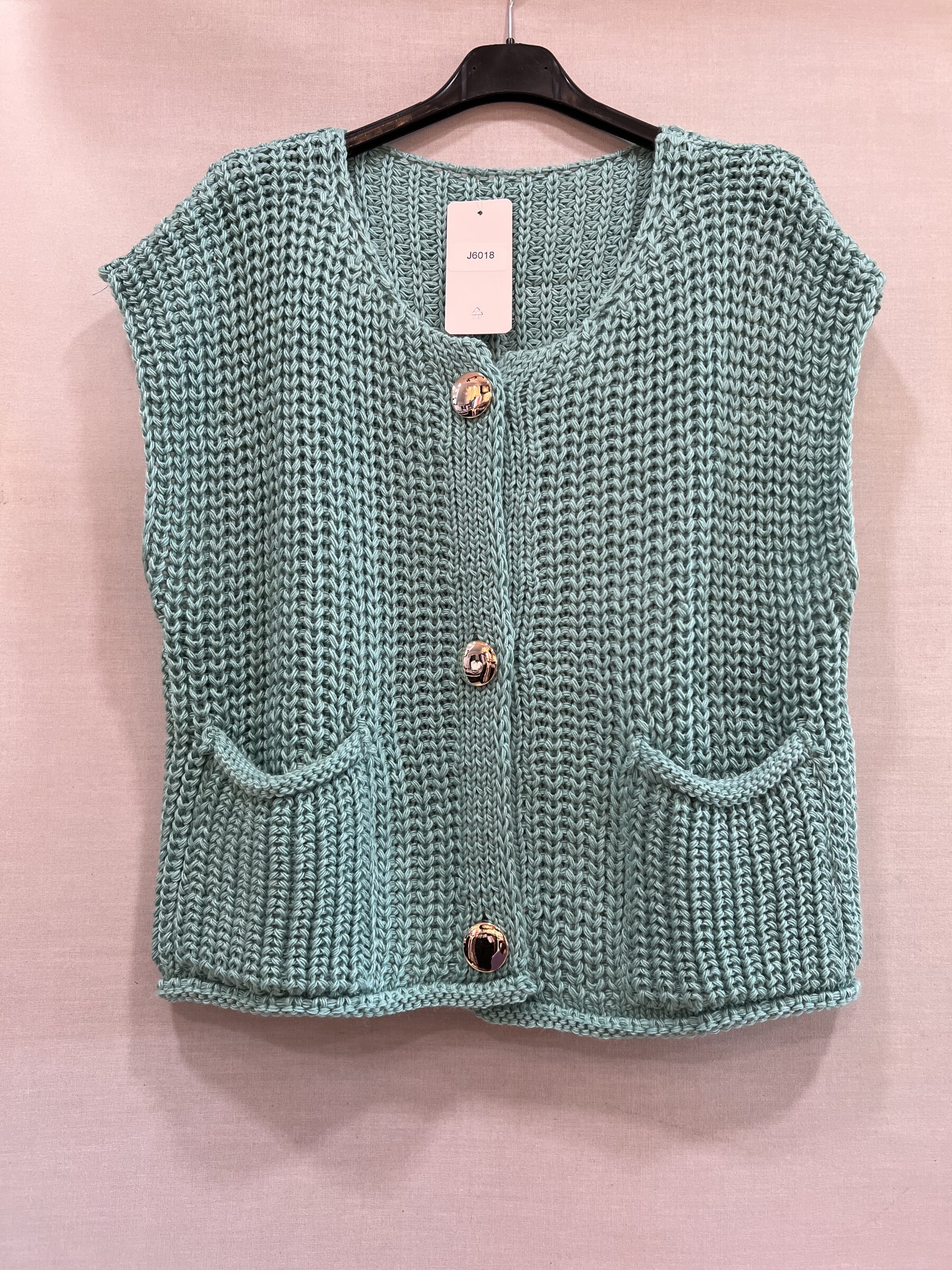 Wholesaler Mily - sleeveless vests