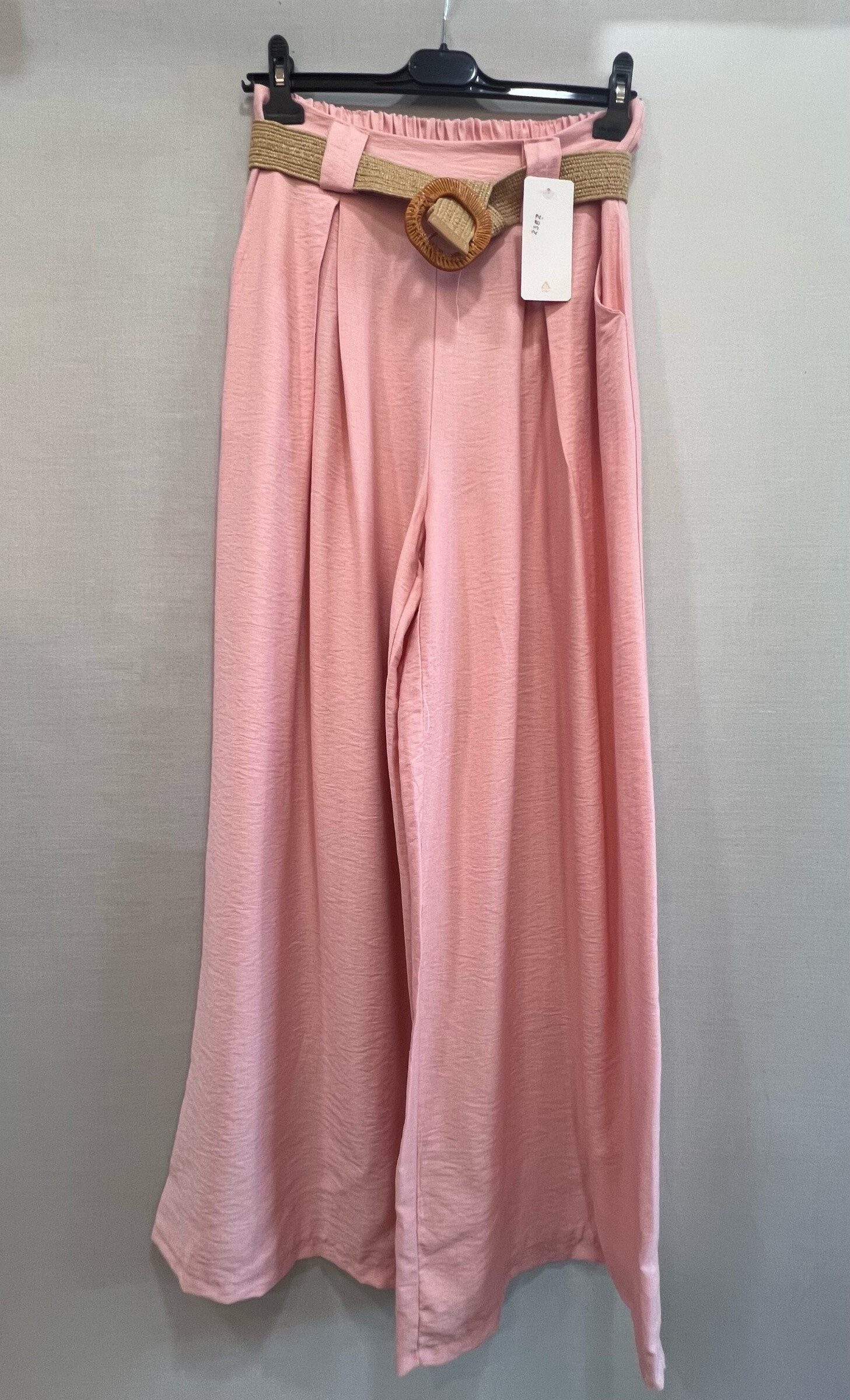Wholesaler Mily - pants are chic